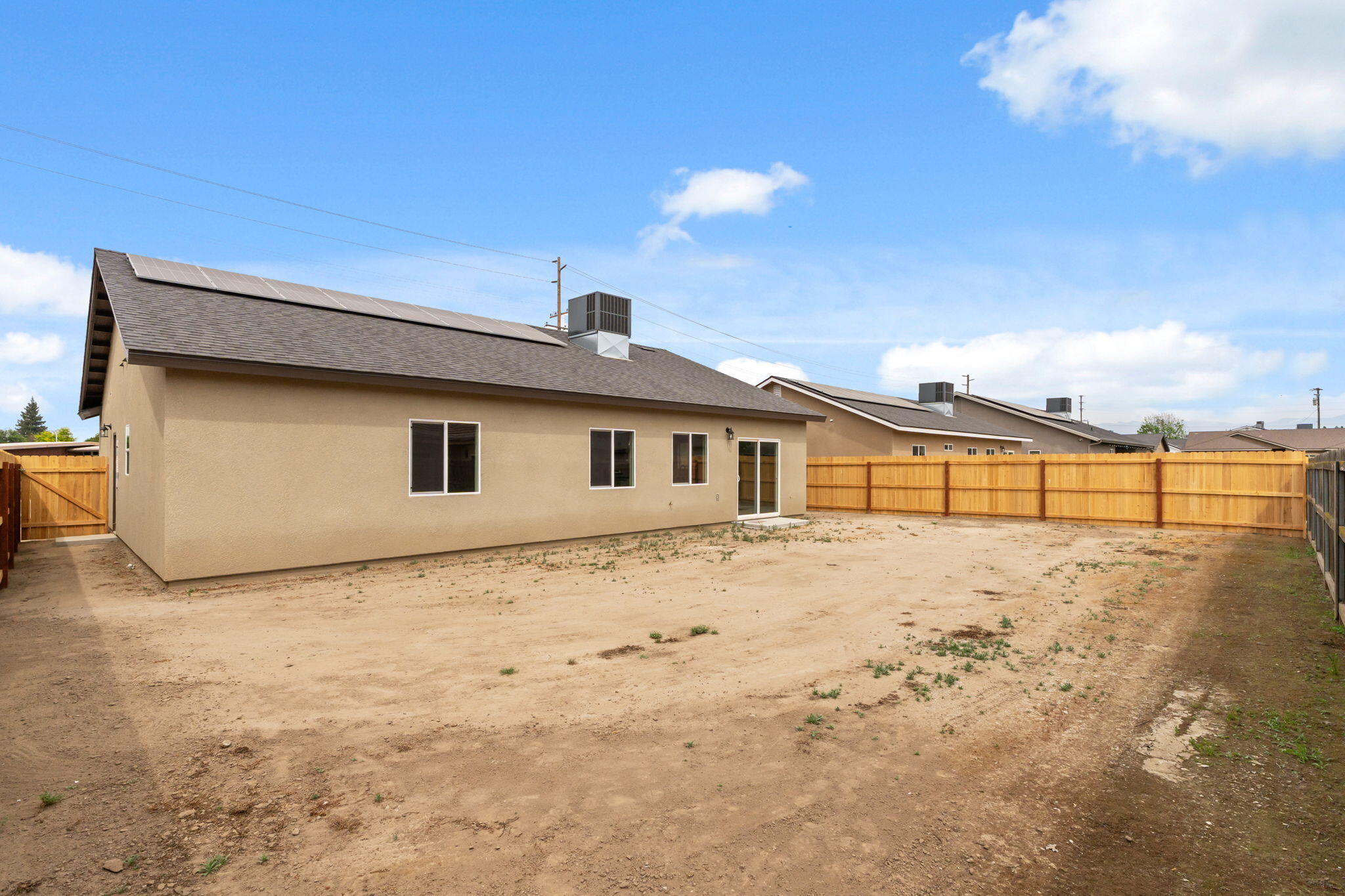 3441 E Douglas Ave, Visalia, CA 93292