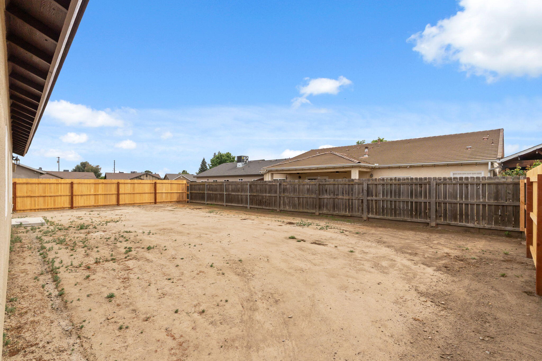 3441 E Douglas Ave, Visalia, CA 93292