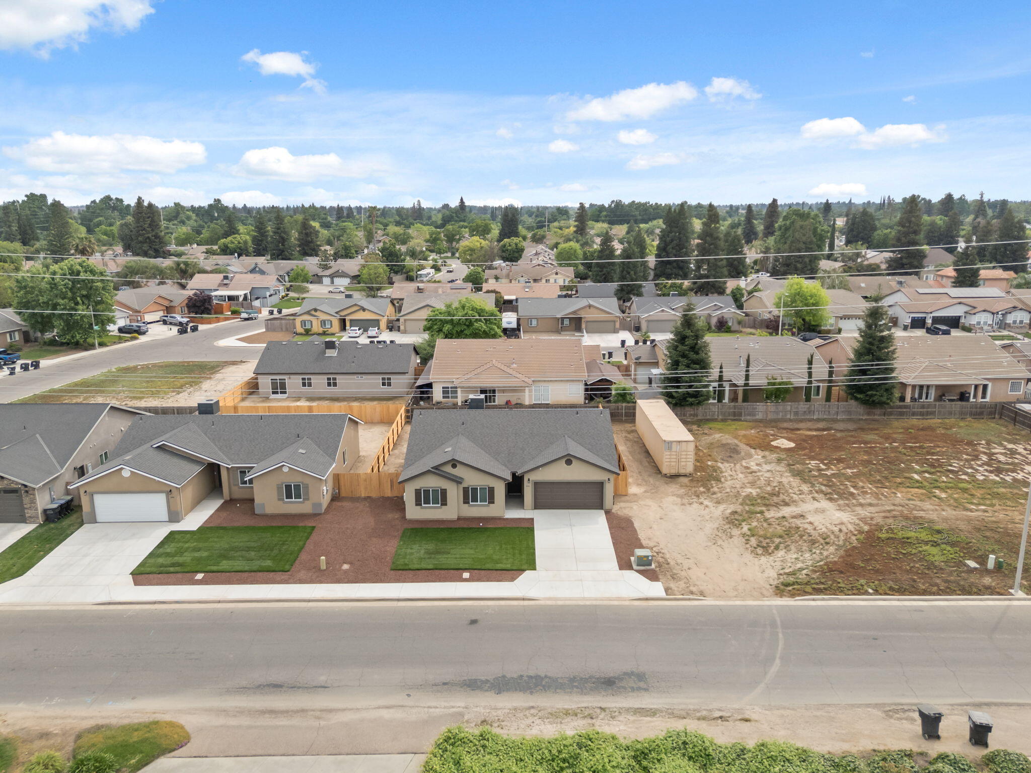 3441 E Douglas Ave, Visalia, CA 93292