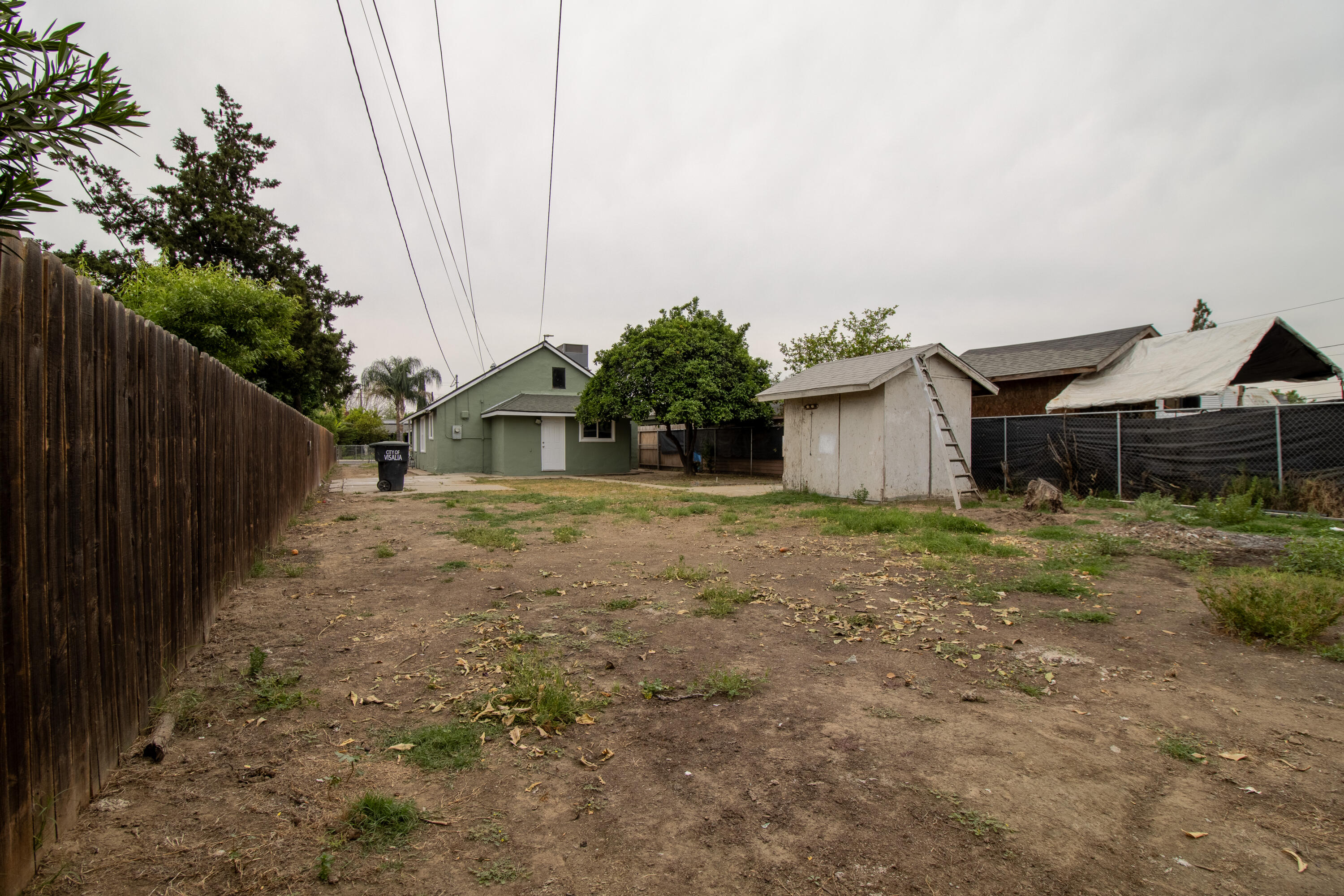 818 W W Sweet Ave, Visalia, CA 93291
