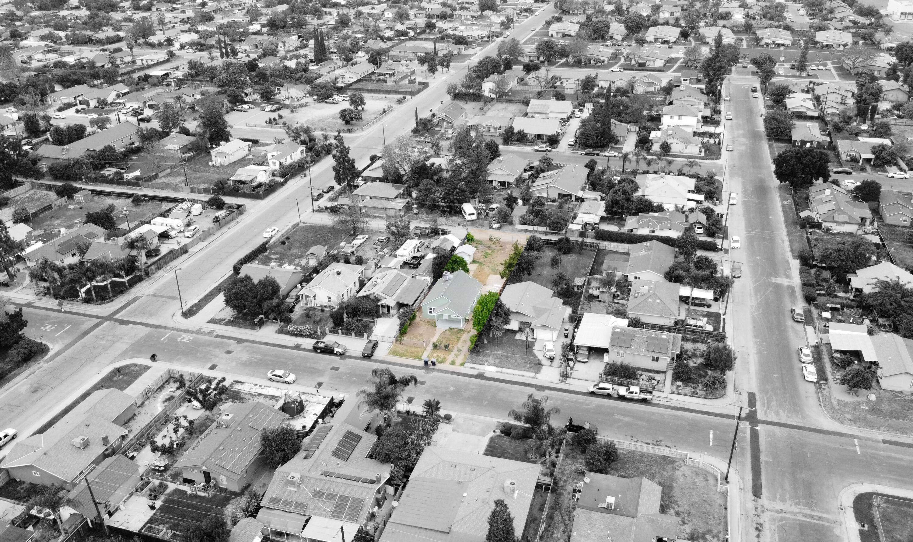 818 W W Sweet Ave, Visalia, CA 93291