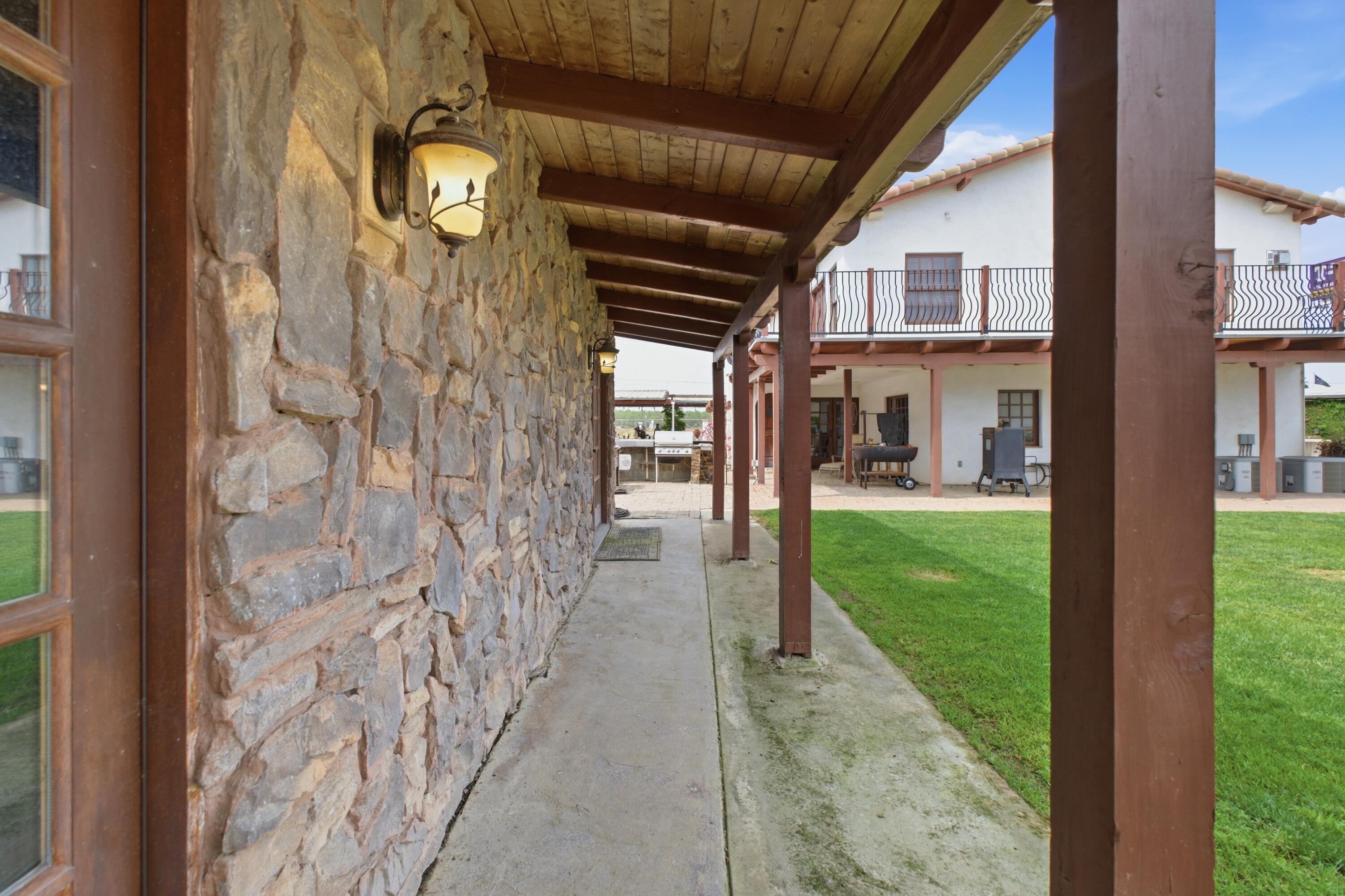 26300 N Mooney Blvd, Tulare, CA 93274