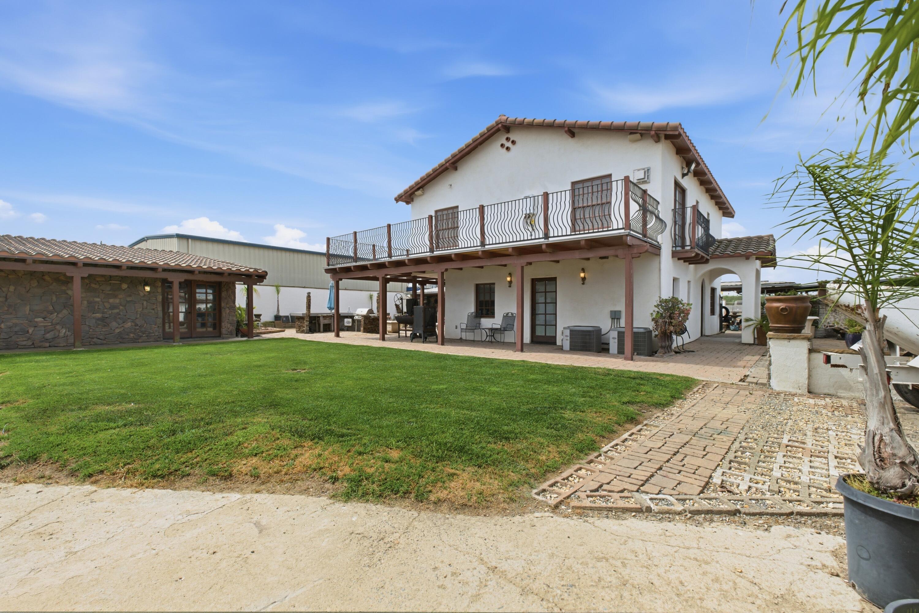 26300 N Mooney Blvd, Tulare, CA 93274