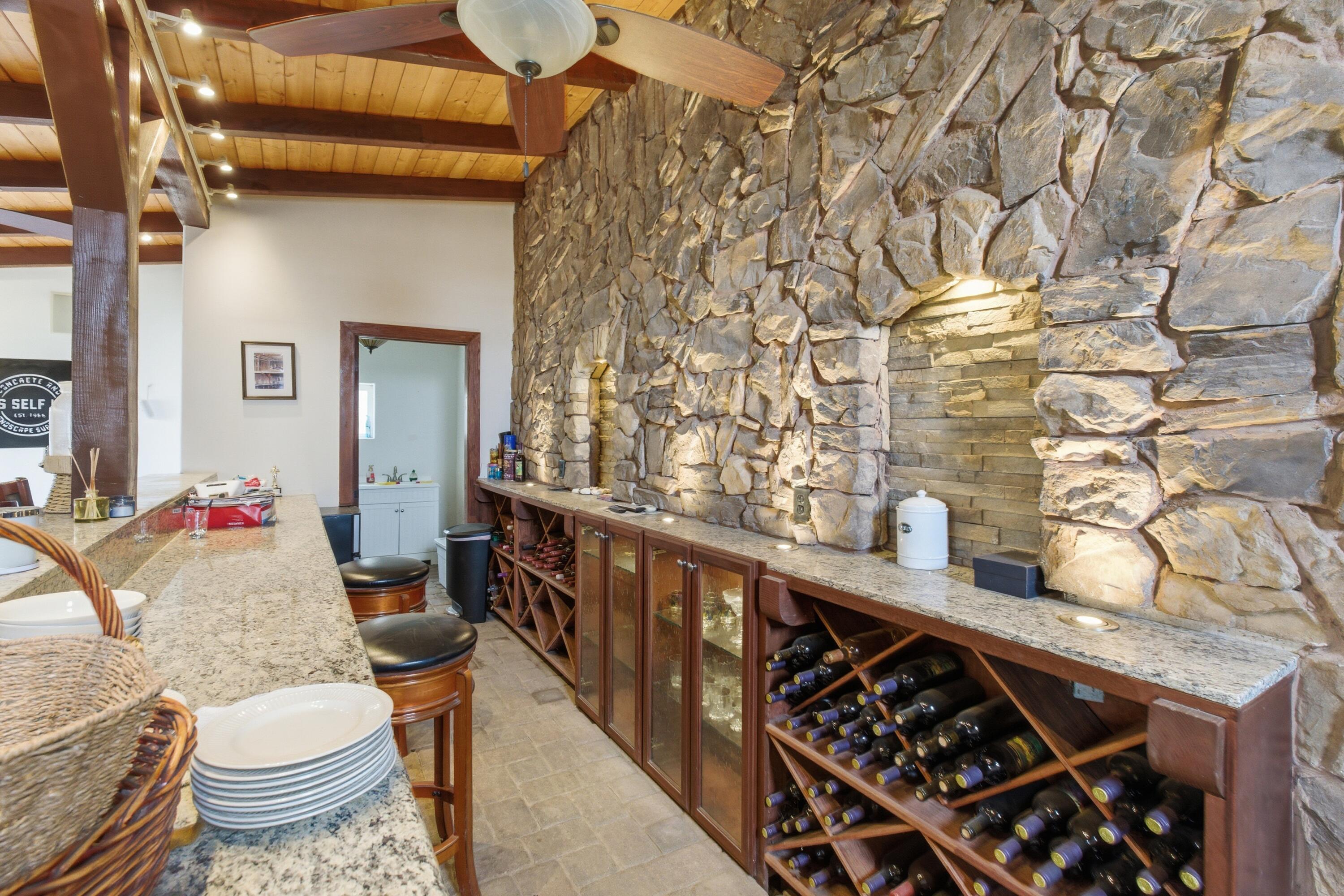 26300 N Mooney Blvd, Tulare, CA 93274