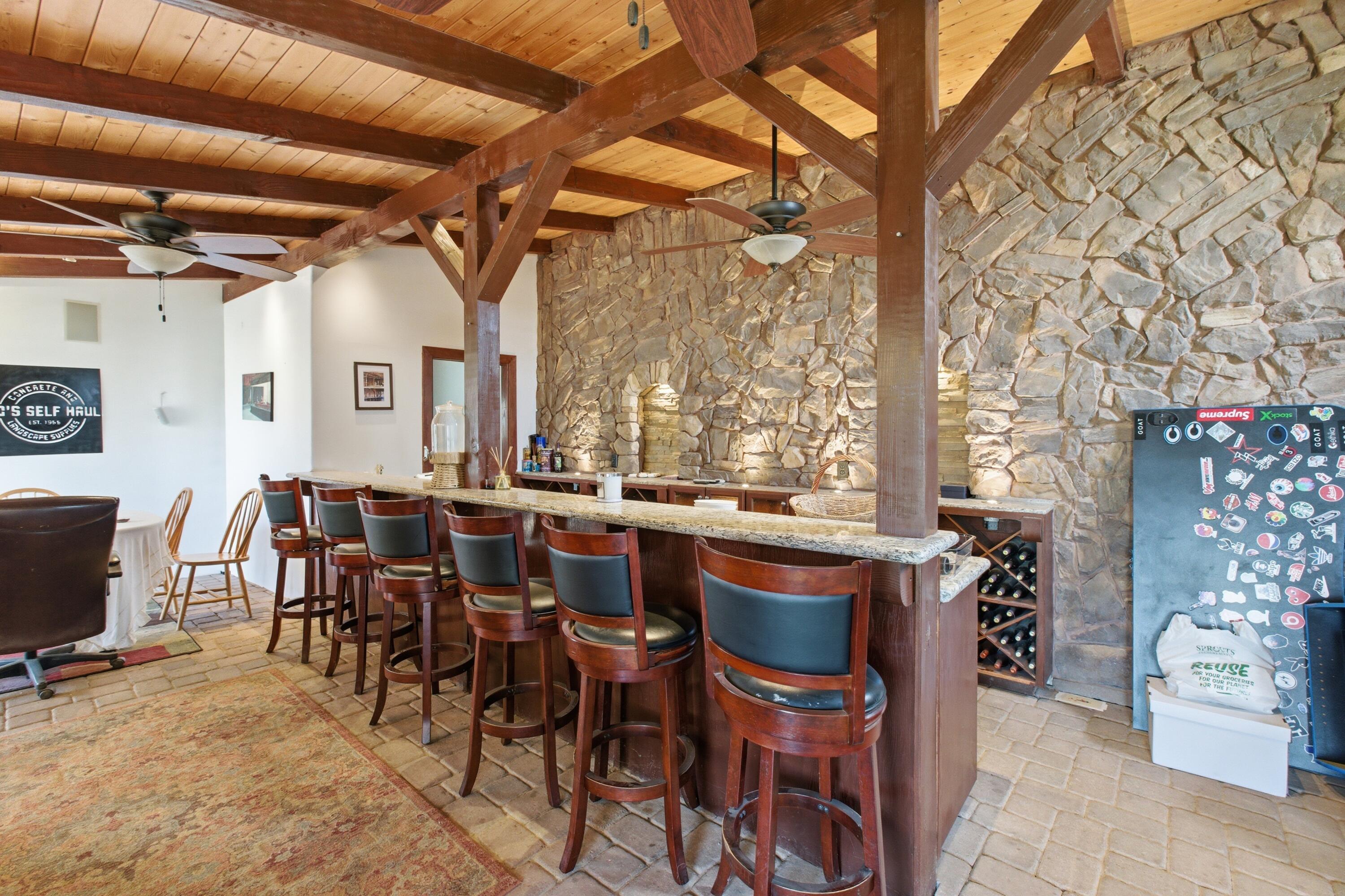 26300 N Mooney Blvd, Tulare, CA 93274