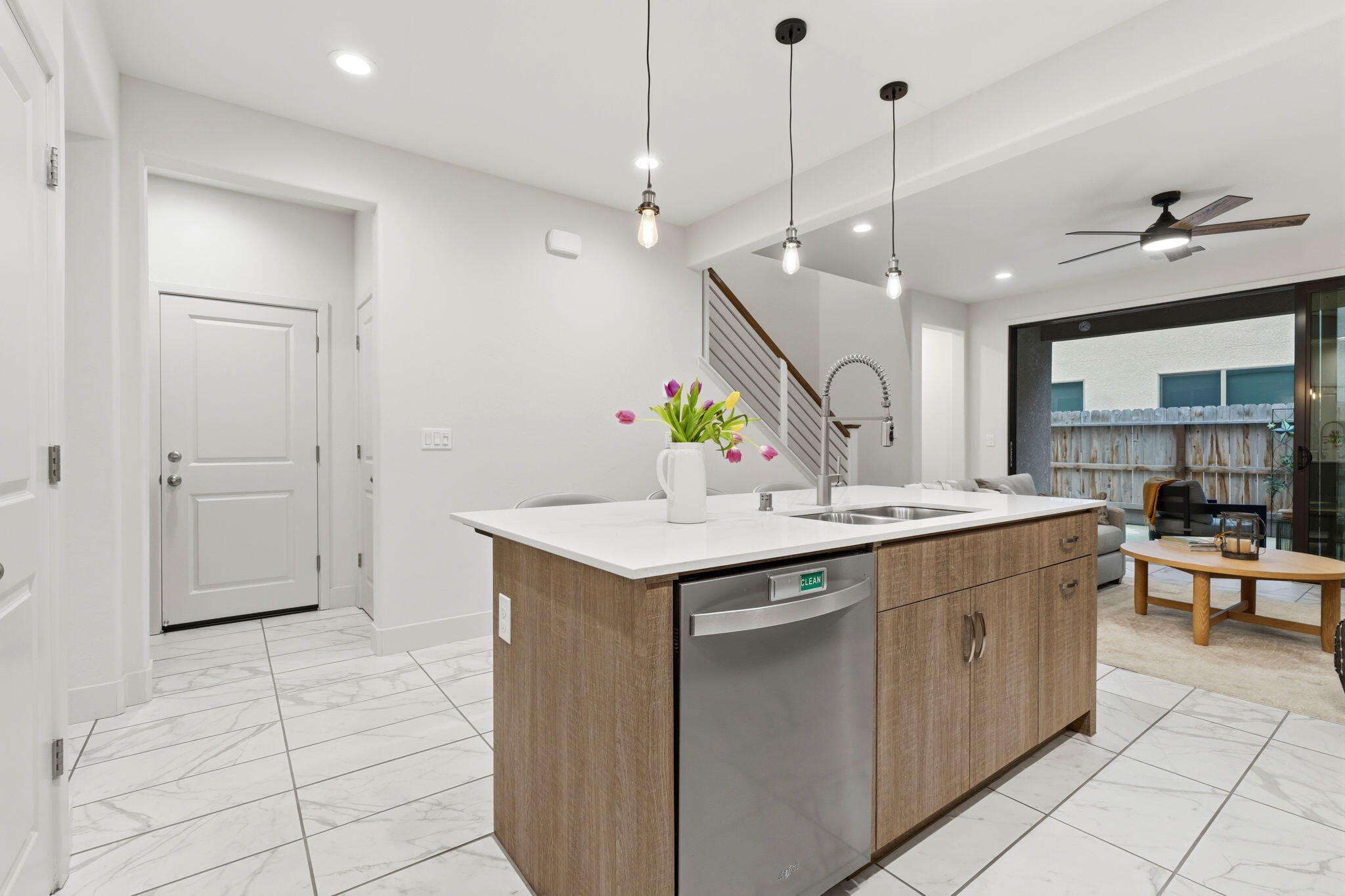 3345 W Florence Ave, Visalia, CA 93277