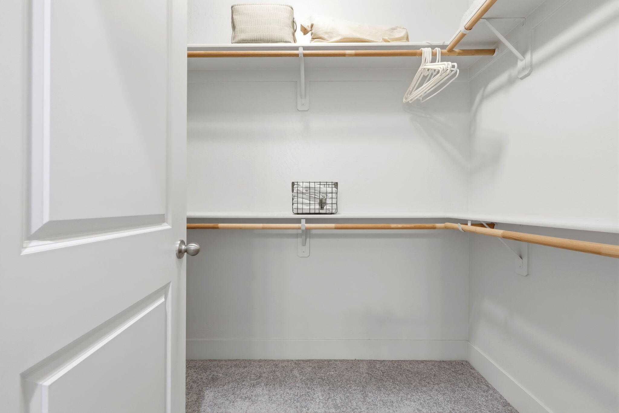 3345 W Florence Ave, Visalia, CA 93277