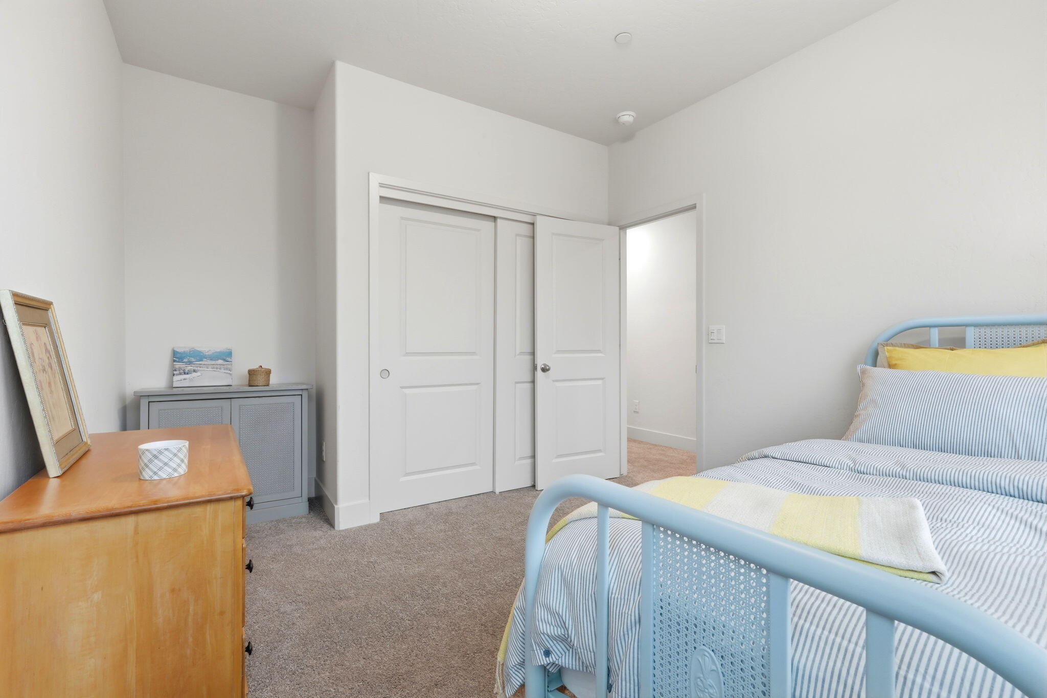 3345 W Florence Ave, Visalia, CA 93277