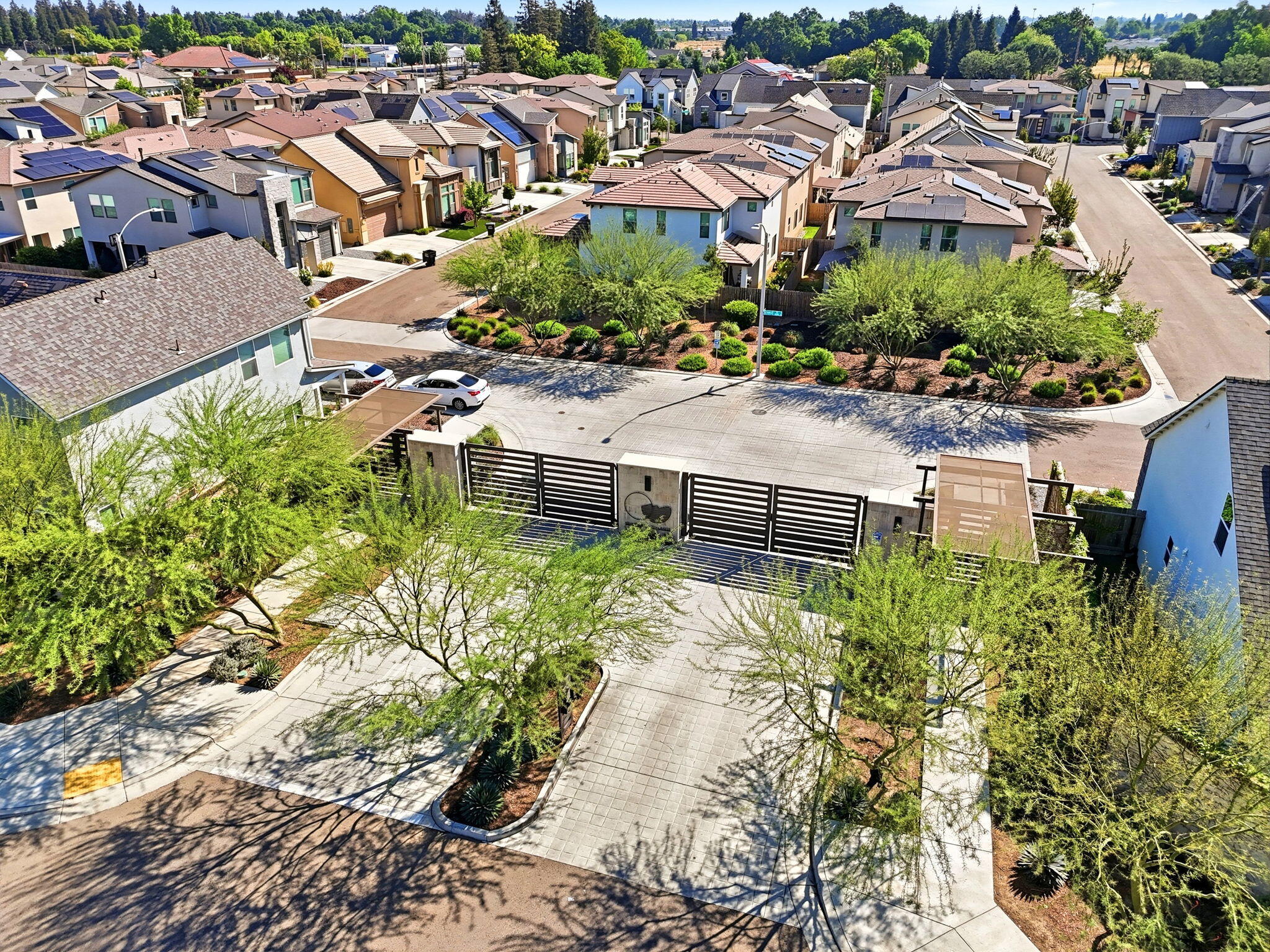 3345 W Florence Ave, Visalia, CA 93277