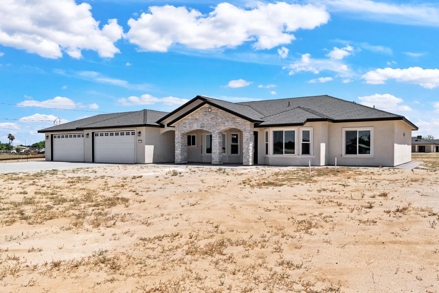 21035 Forest Glen Rd, Madera, CA 93638