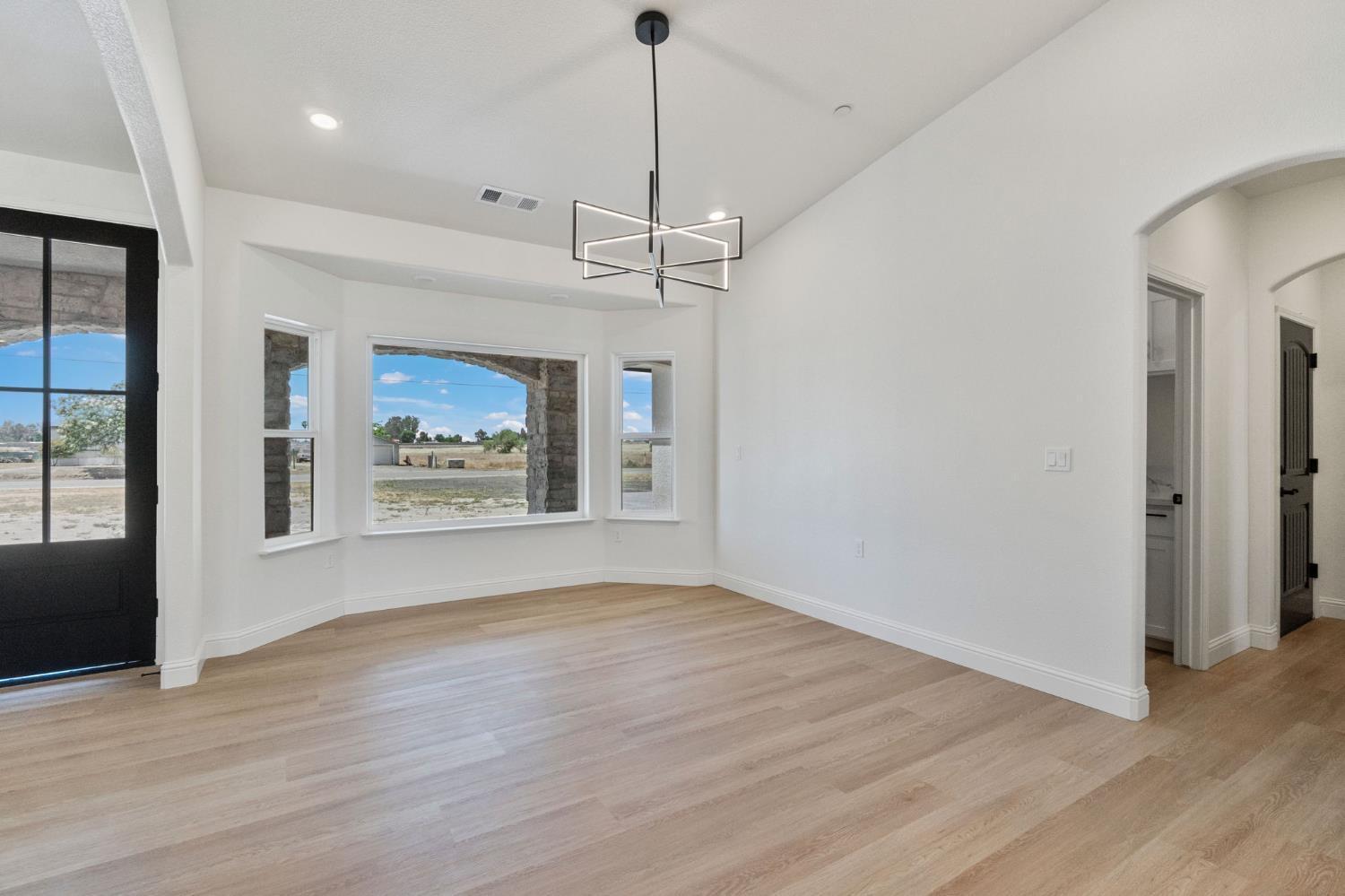 21035 Forest Glen Rd, Madera, CA 93638