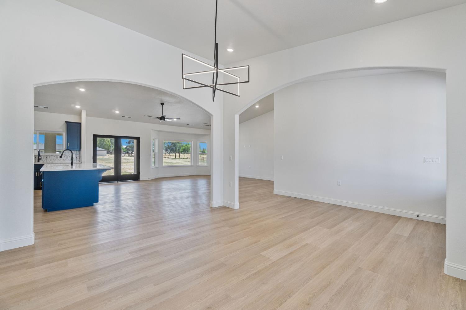 21035 Forest Glen Rd, Madera, CA 93638