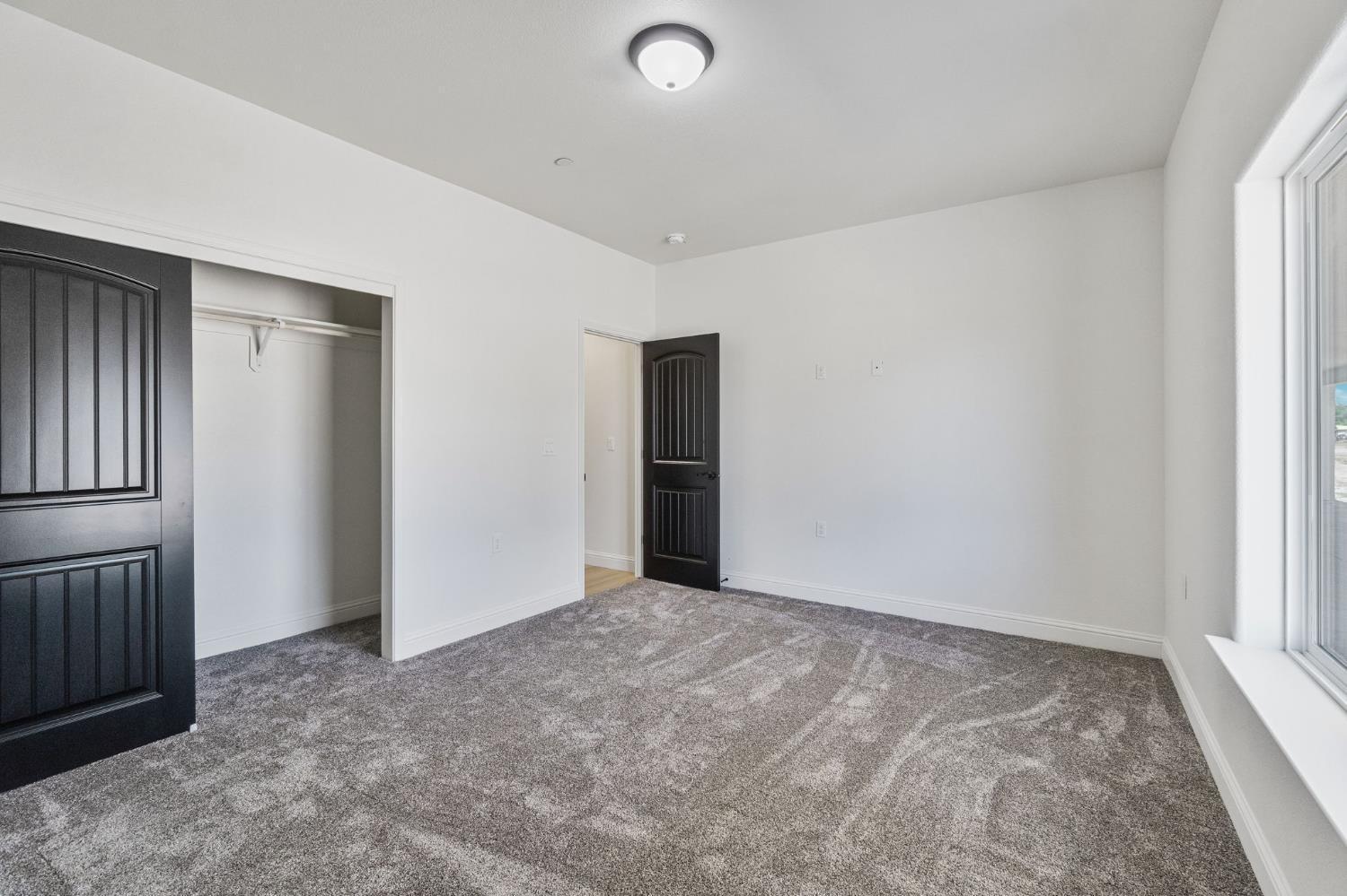 21035 Forest Glen Rd, Madera, CA 93638