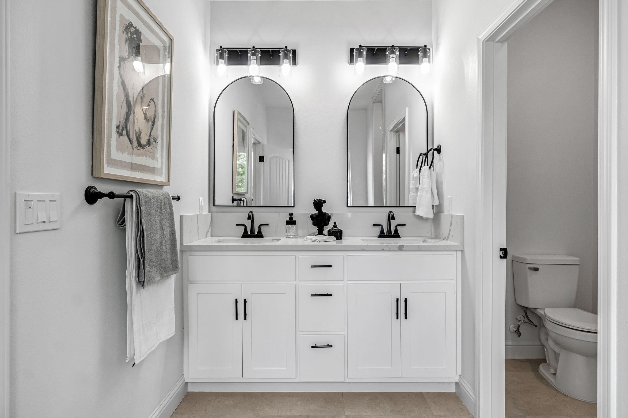 21035 Forest Glen Rd, Madera, CA 93638