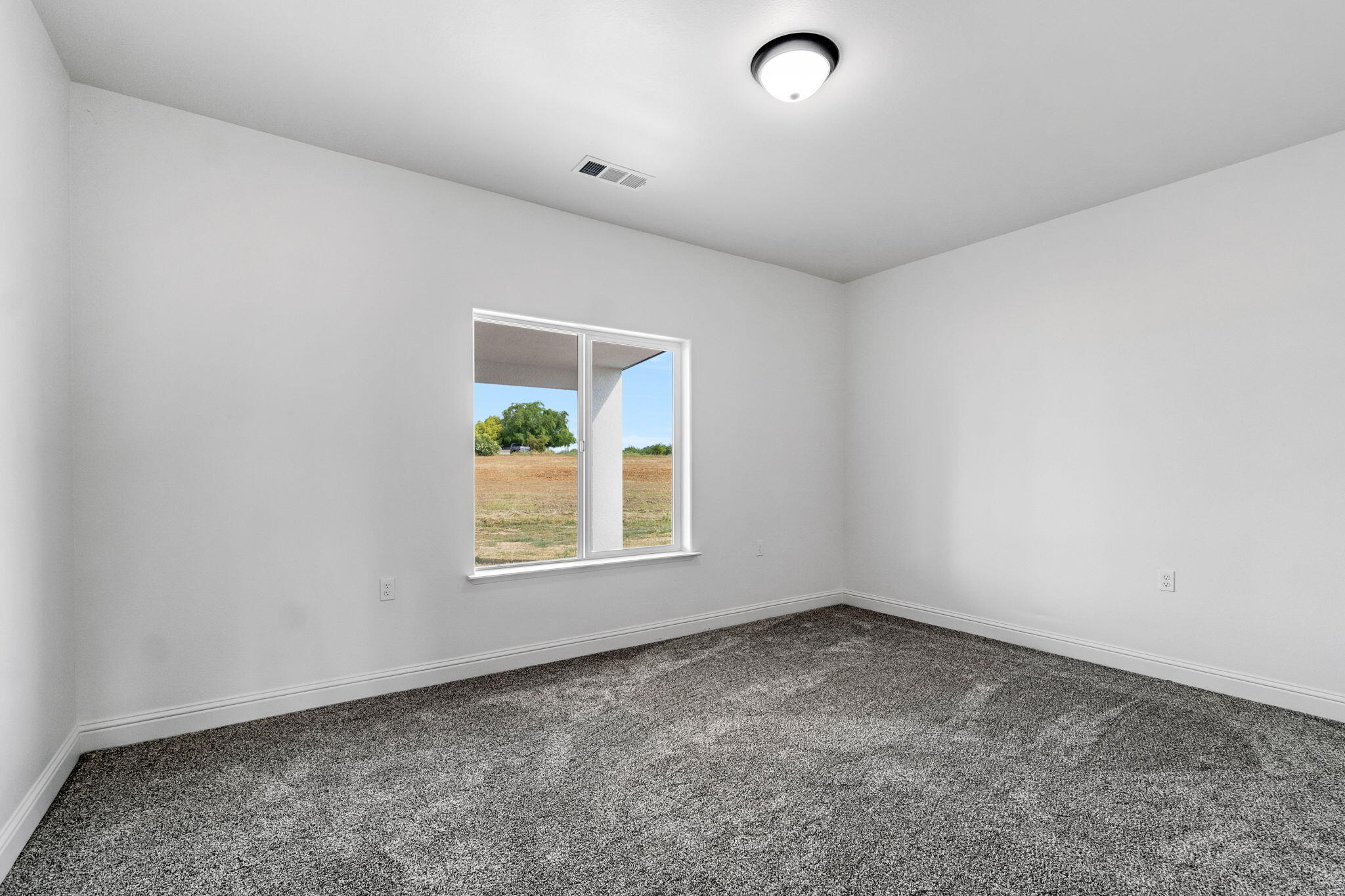 21035 Forest Glen Rd, Madera, CA 93638