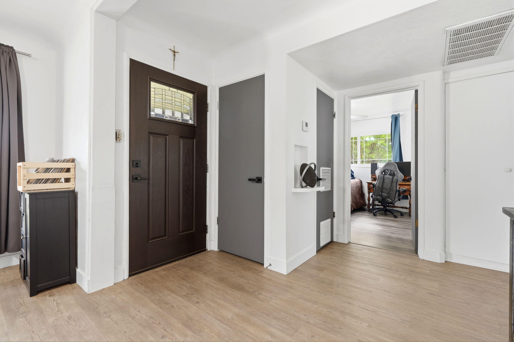 630 Auburn St, Tulare, CA 93274