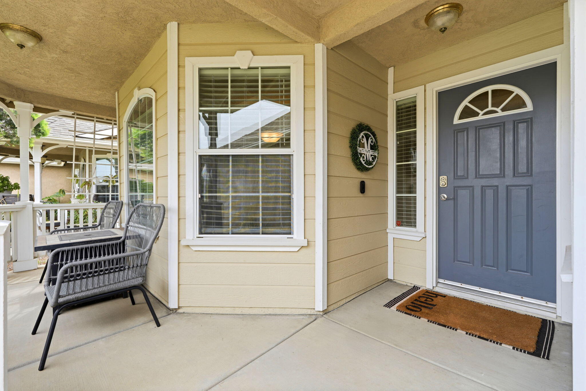 1155 W Julia Way, Hanford, CA 93230