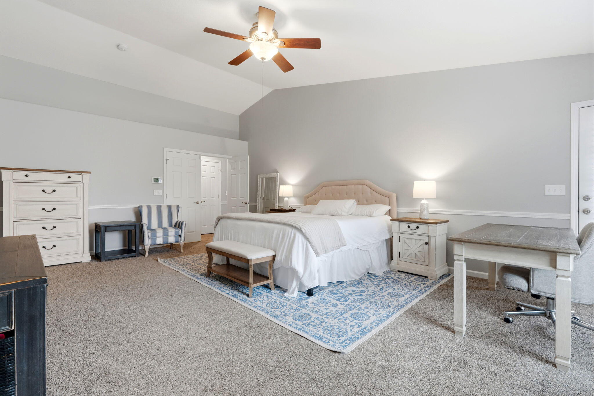 1155 W Julia Way, Hanford, CA 93230