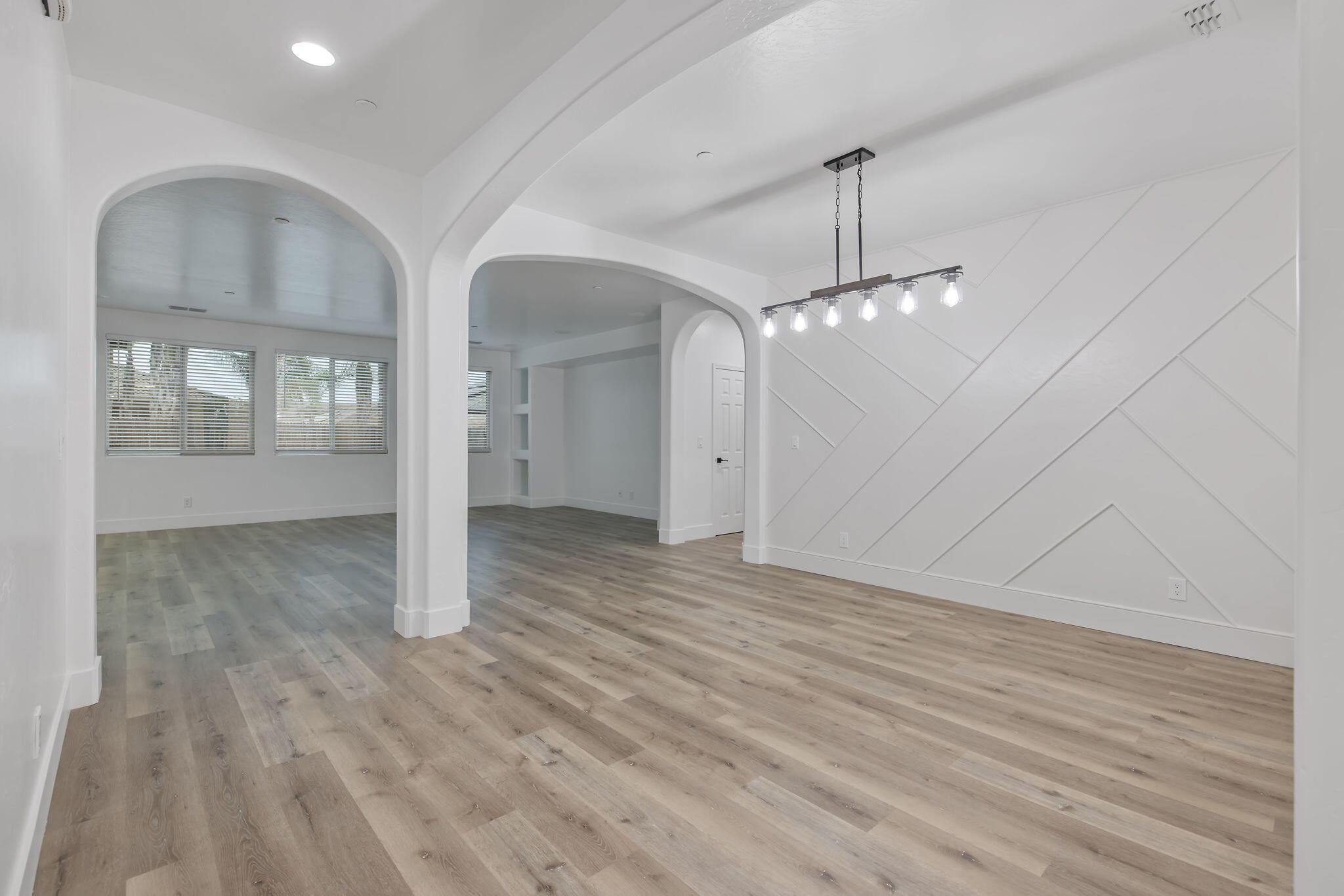 3526 W Buena Vista Ave, Visalia, CA 93291