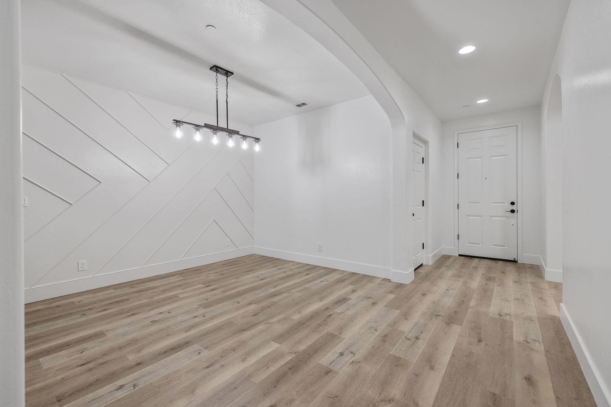 3526 W Buena Vista Ave, Visalia, CA 93291