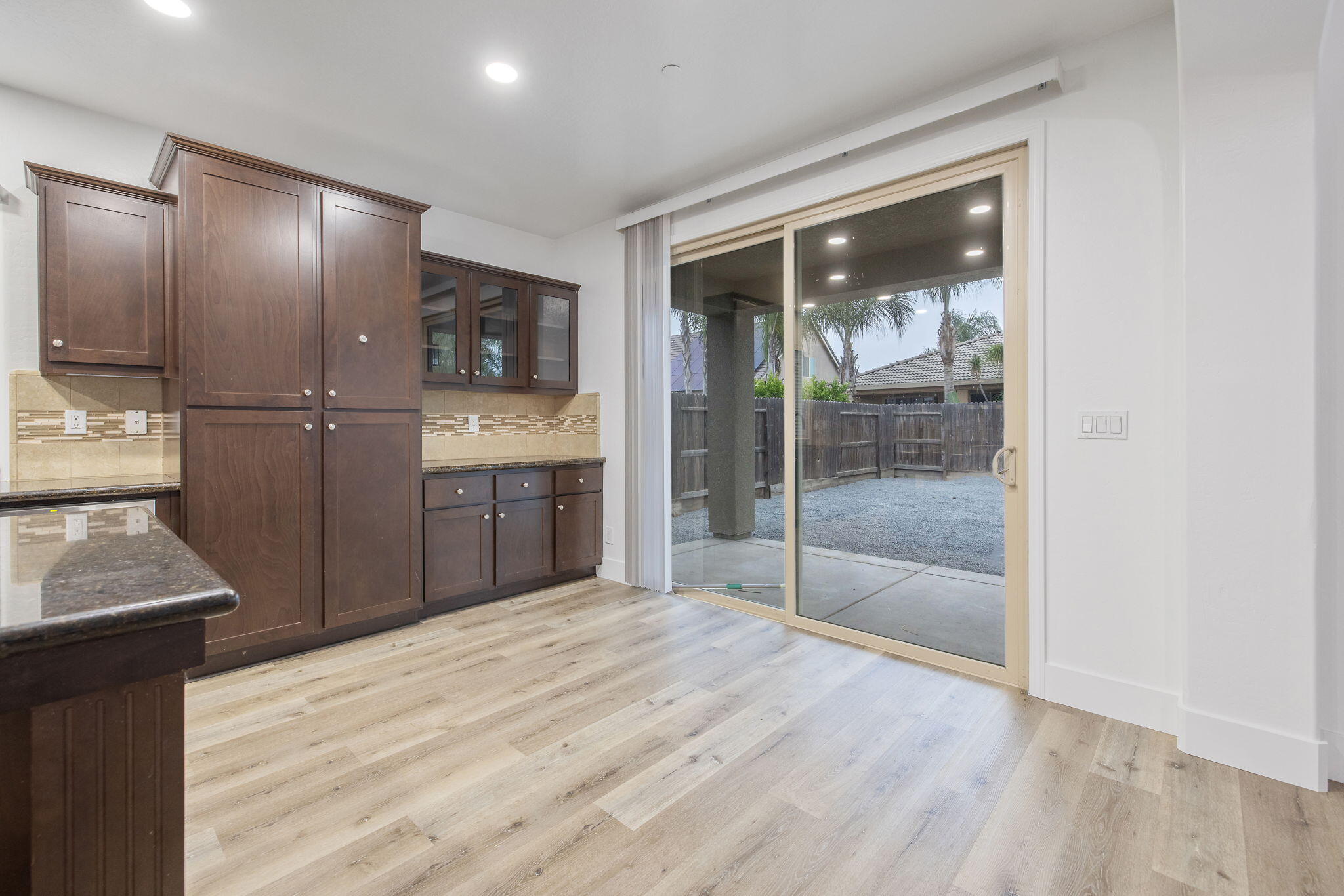 3526 W Buena Vista Ave, Visalia, CA 93291