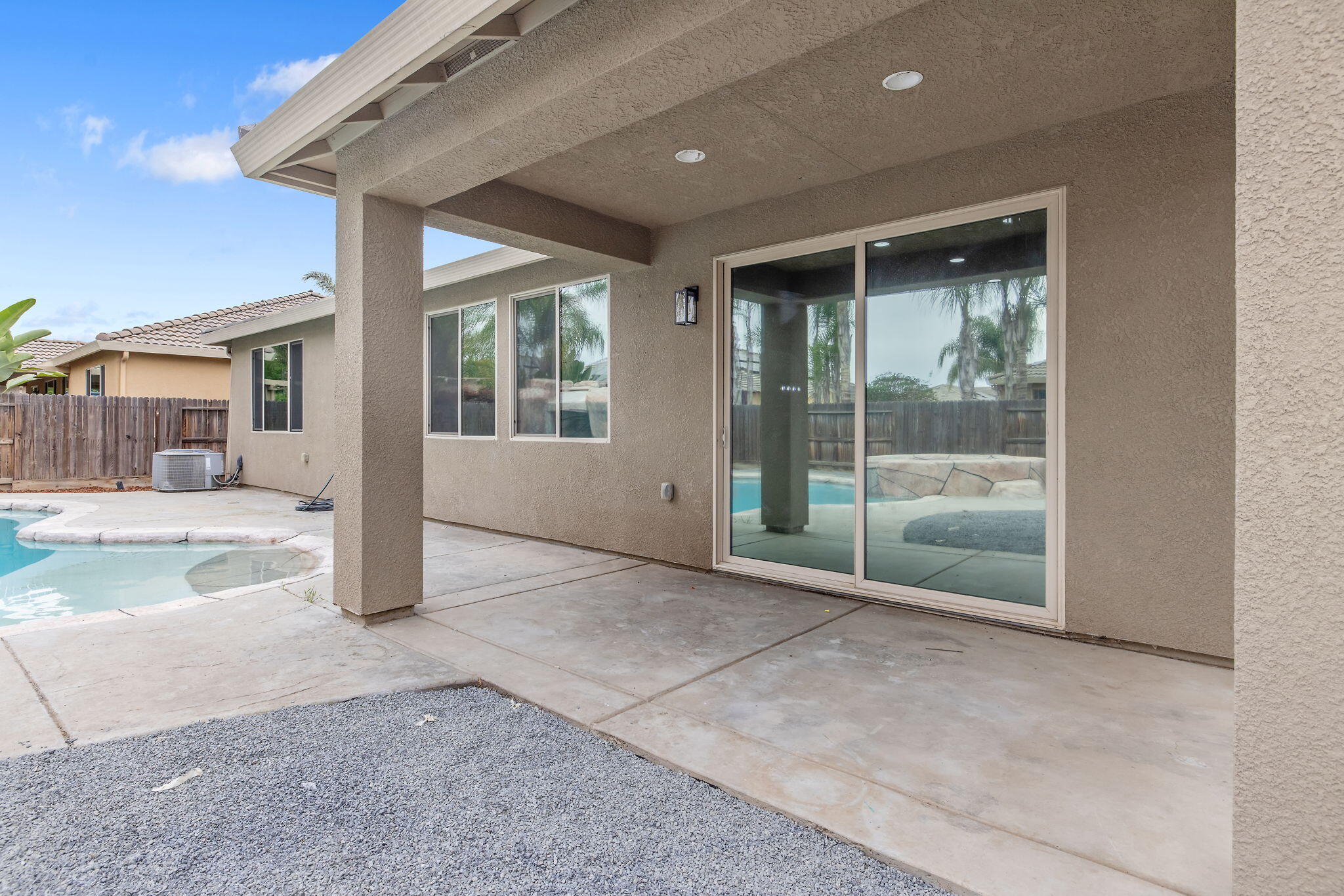 3526 W Buena Vista Ave, Visalia, CA 93291