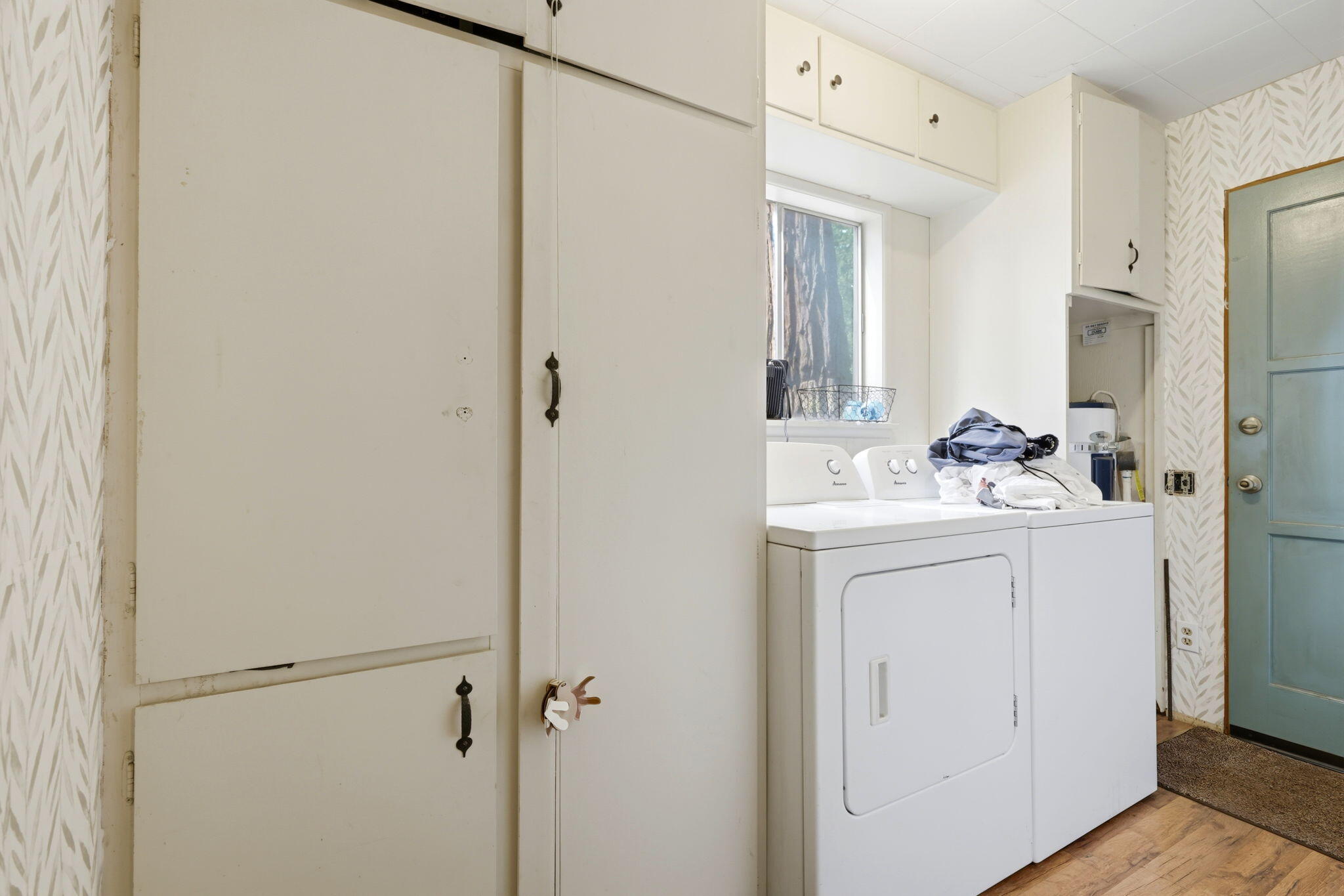 1833 James Dr, Springville, CA 93265