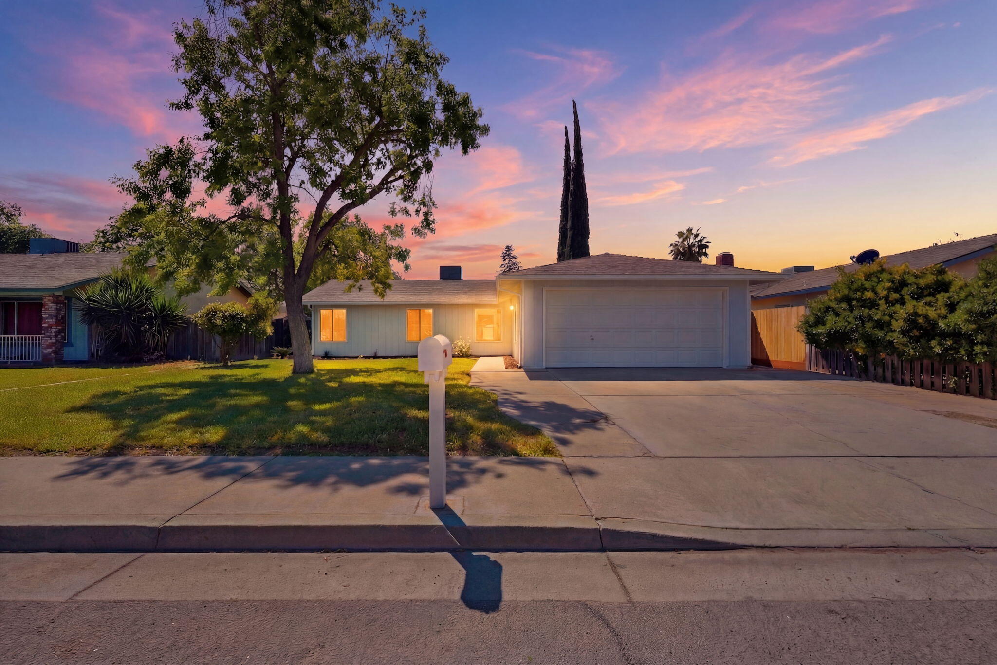 1621 W Westfield Ave, Porterville, CA 93257