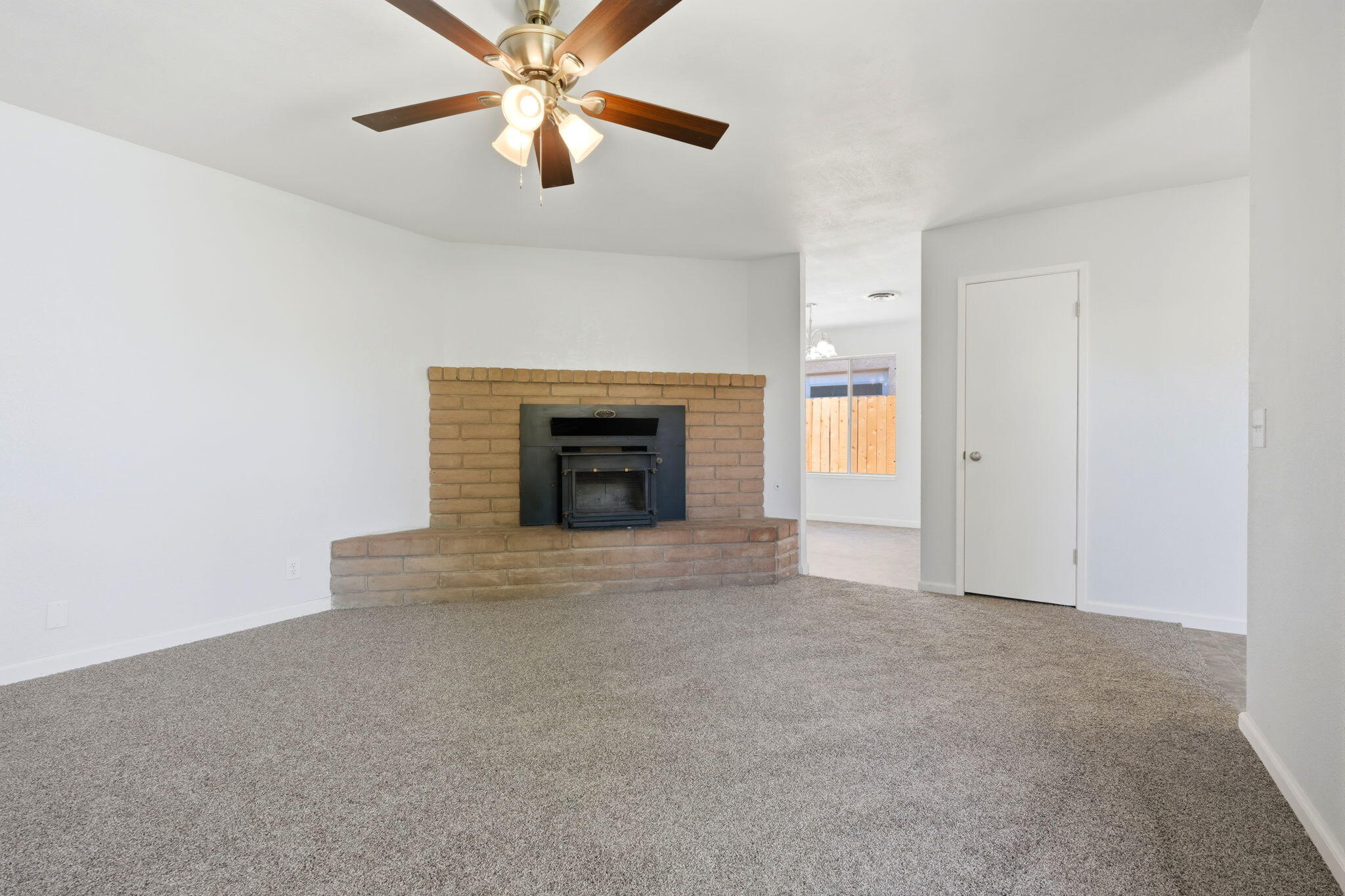 1621 W Westfield Ave, Porterville, CA 93257