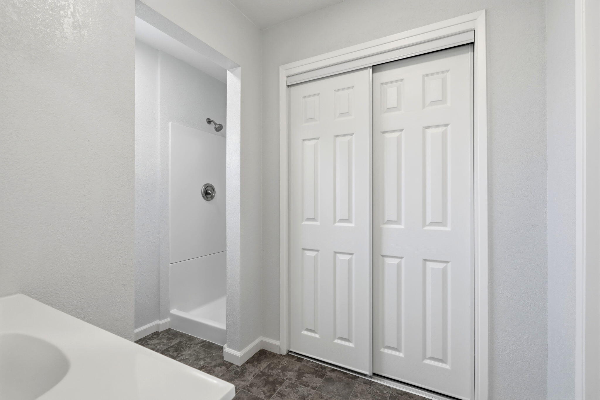 1621 W Westfield Ave, Porterville, CA 93257