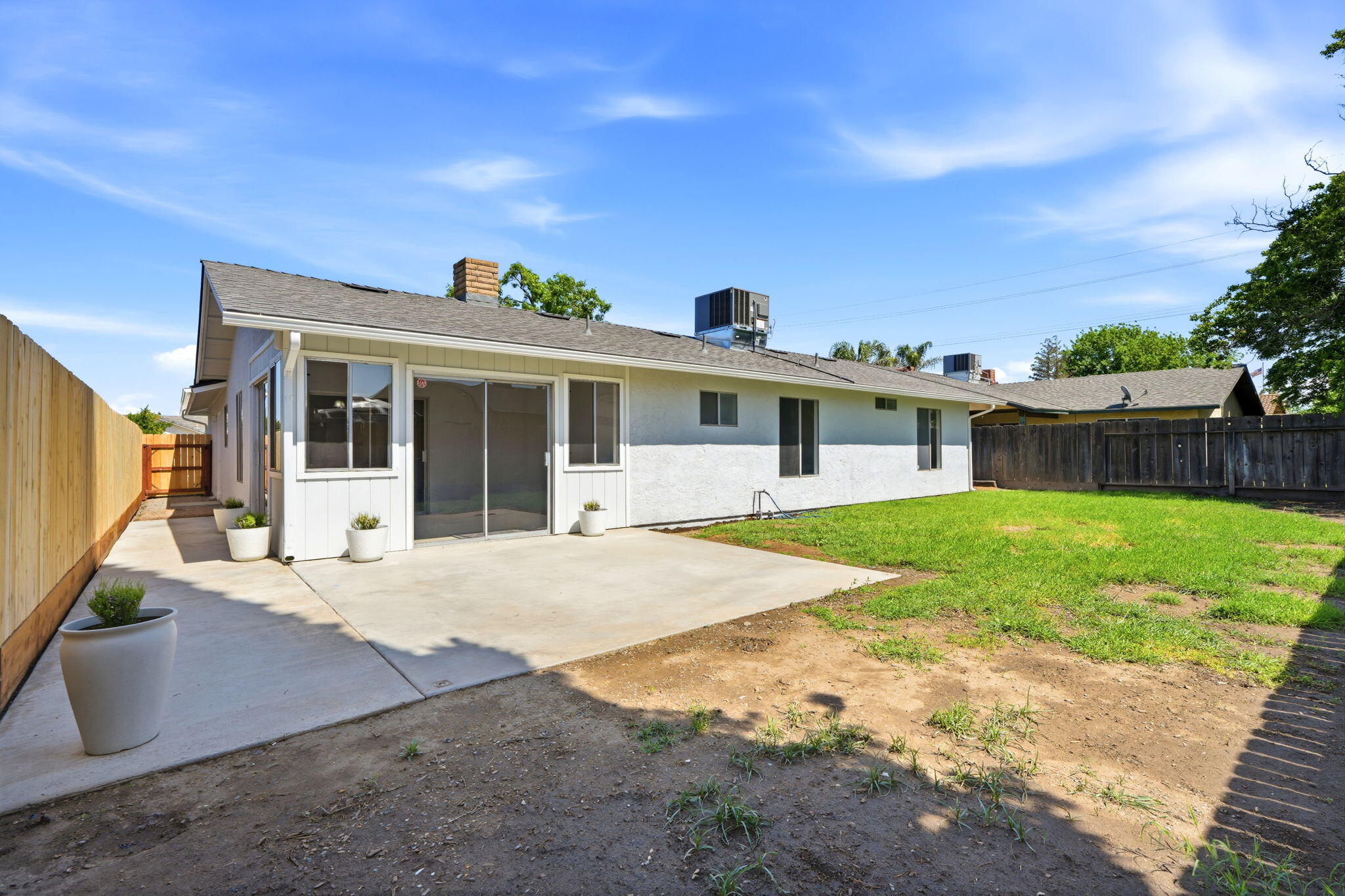 1621 W Westfield Ave, Porterville, CA 93257