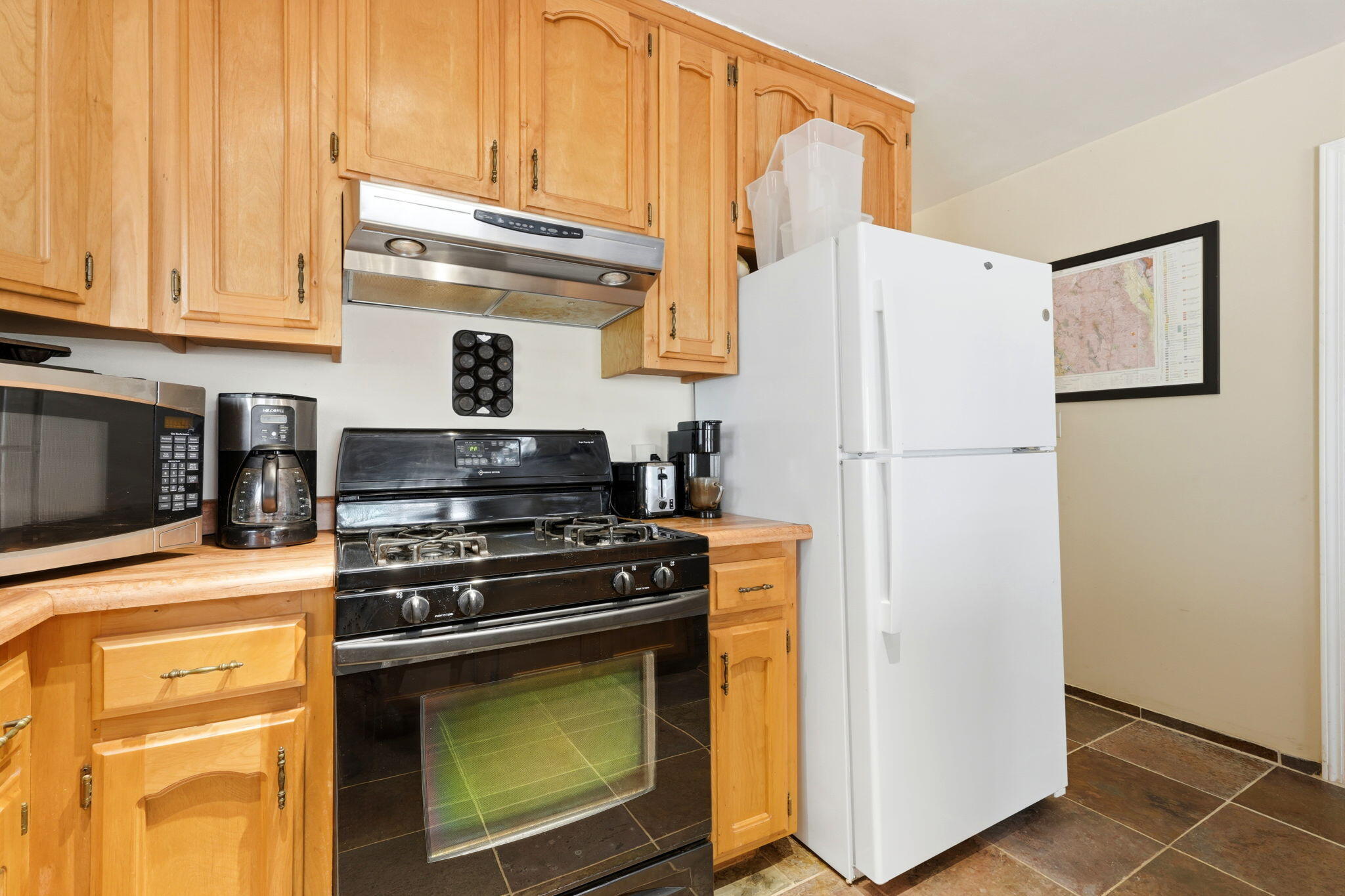 1900 Flynn Dr, Springville, CA 93265