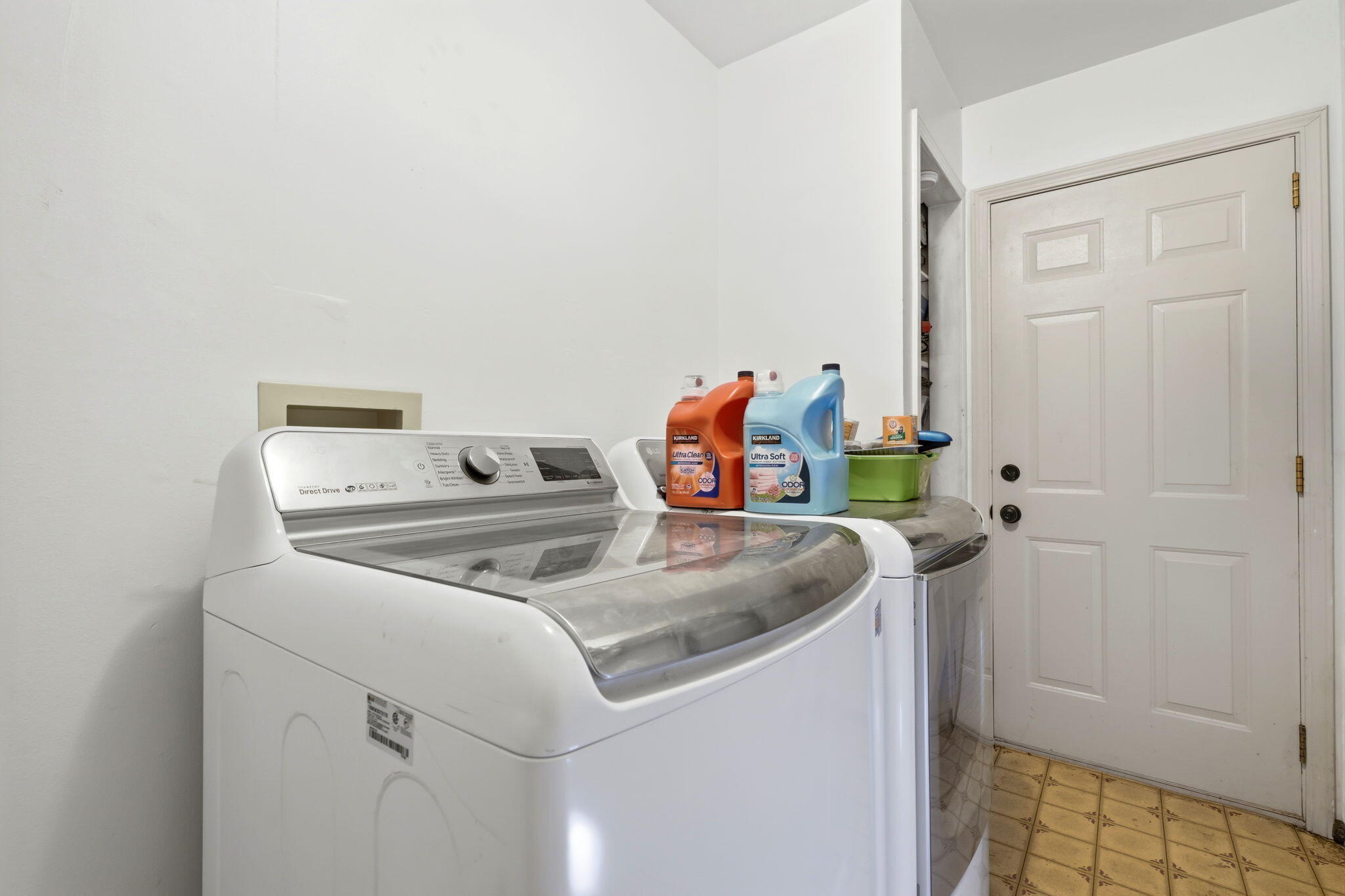 1900 Flynn Dr, Springville, CA 93265