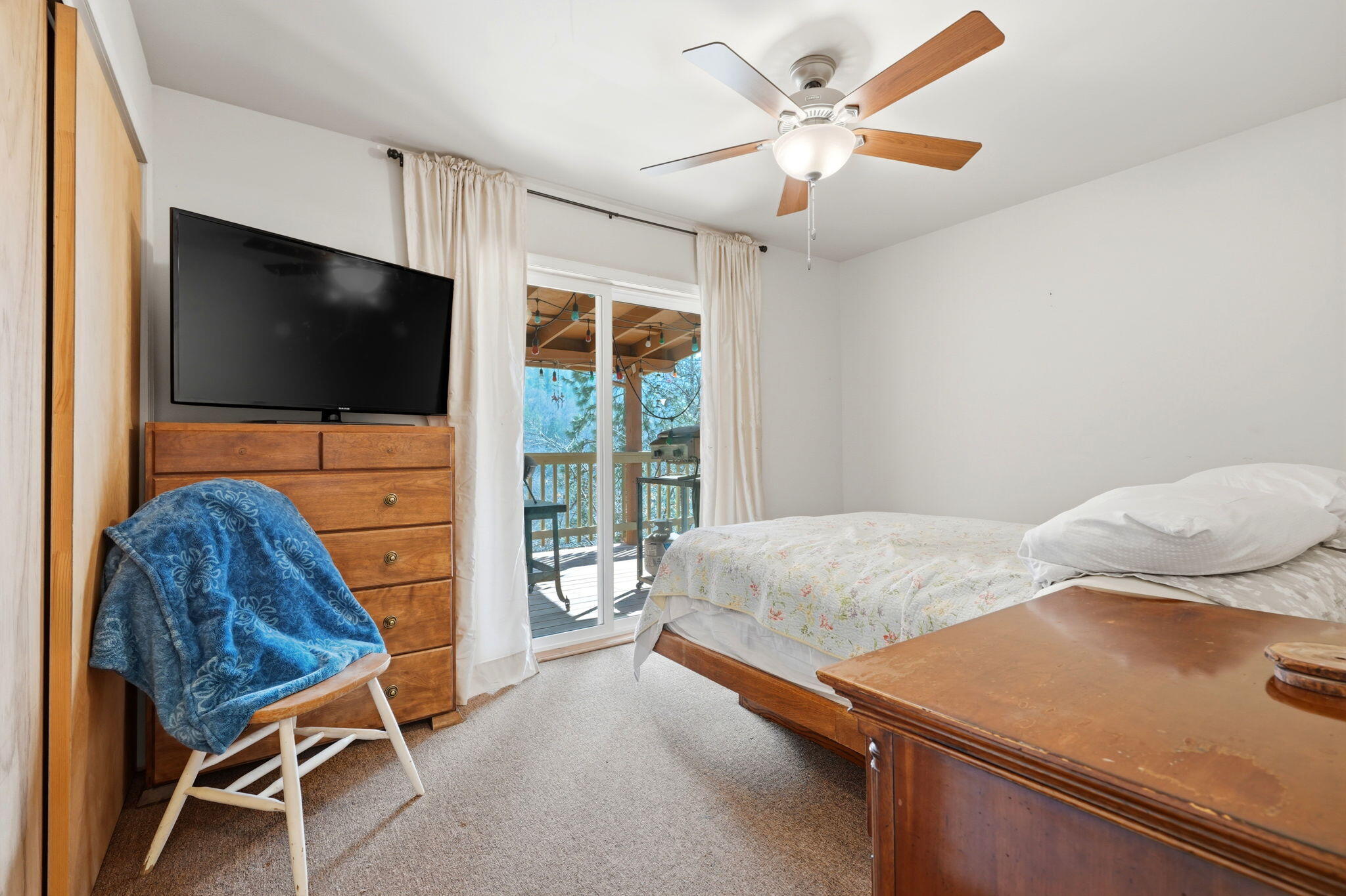 1900 Flynn Dr, Springville, CA 93265