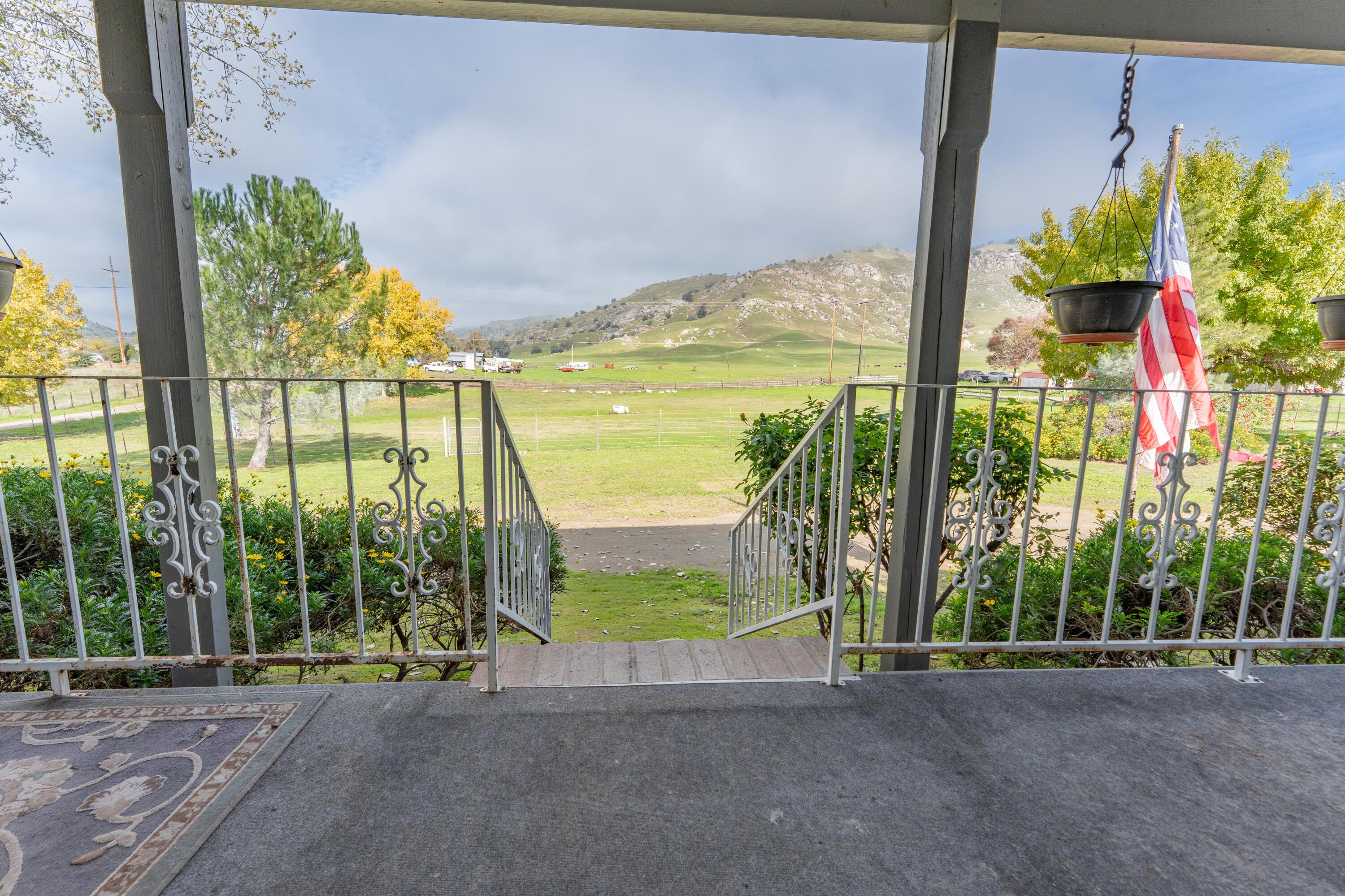 32267 Avenue 176, Springville, CA 93265