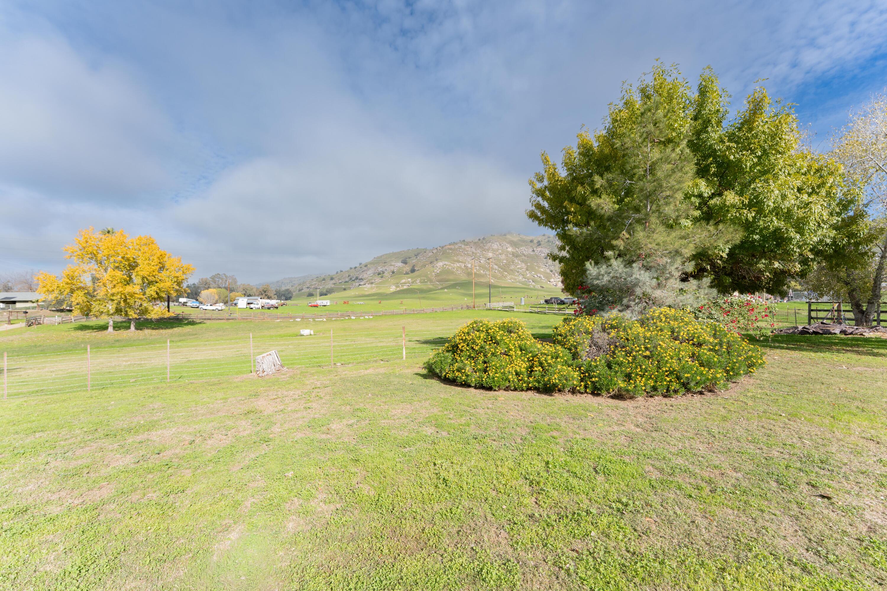 32267 Avenue 176, Springville, CA 93265