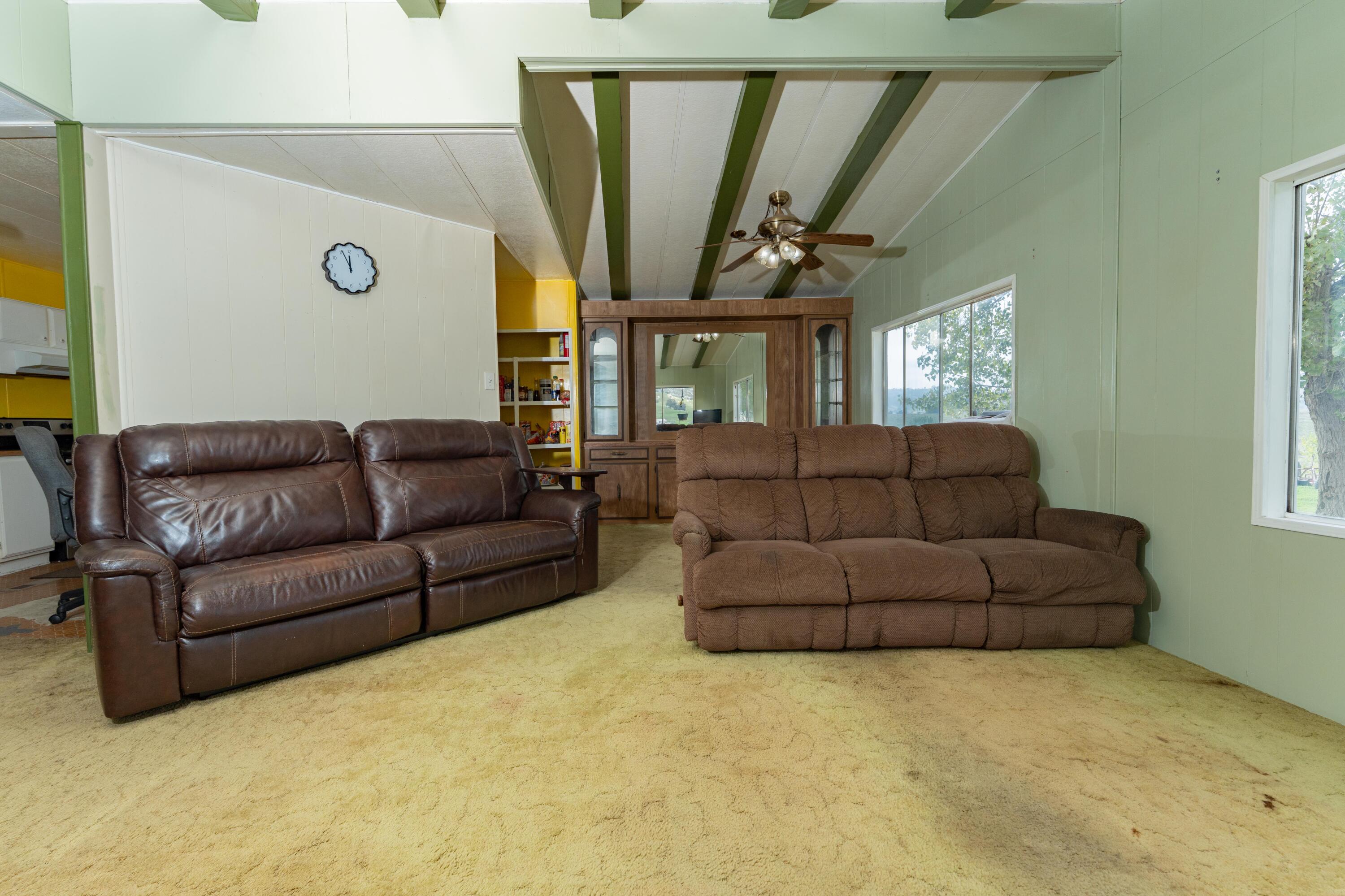 32267 Avenue 176, Springville, CA 93265