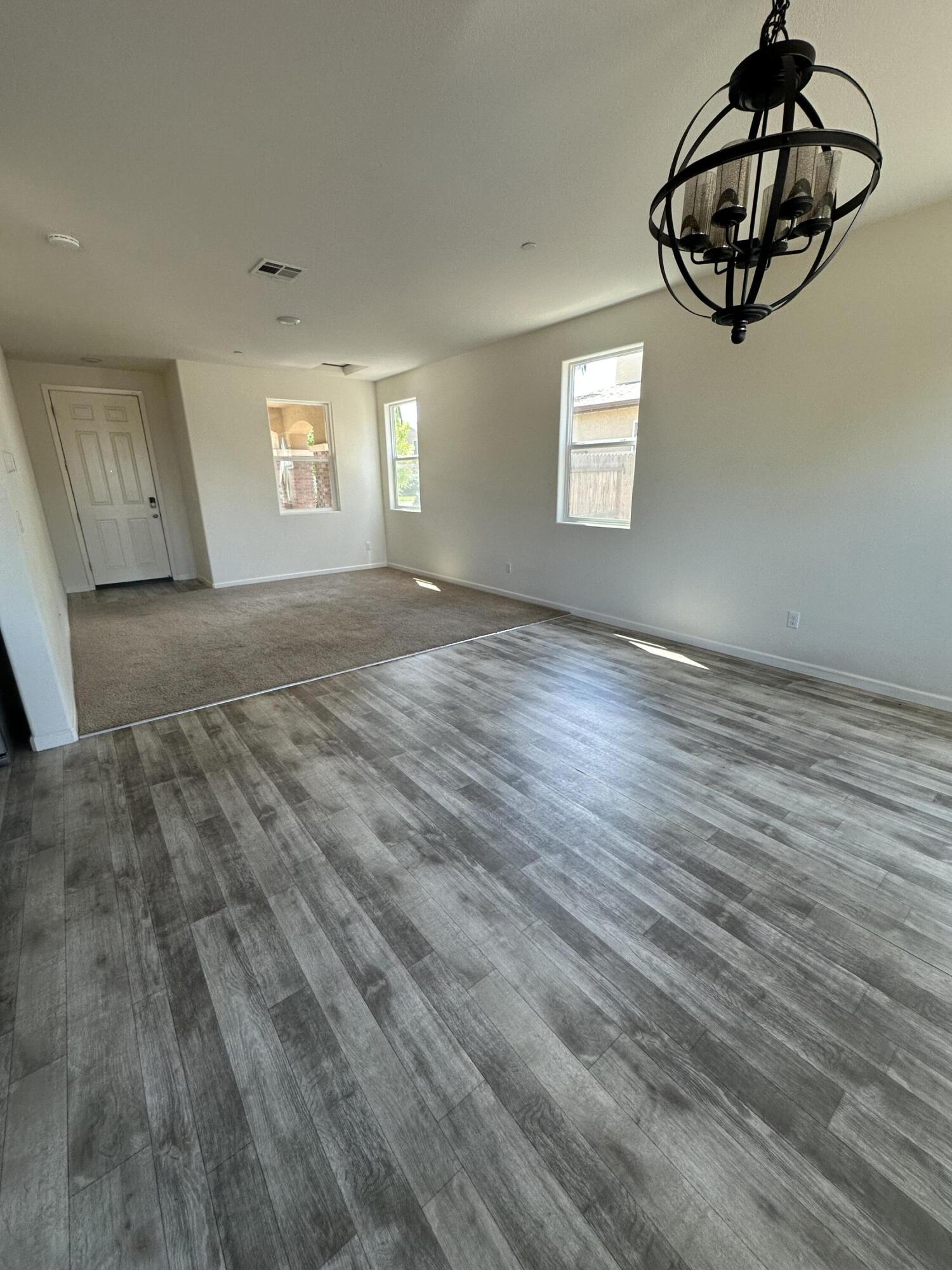 3728 E Kaweah Ave, Visalia, CA 93292