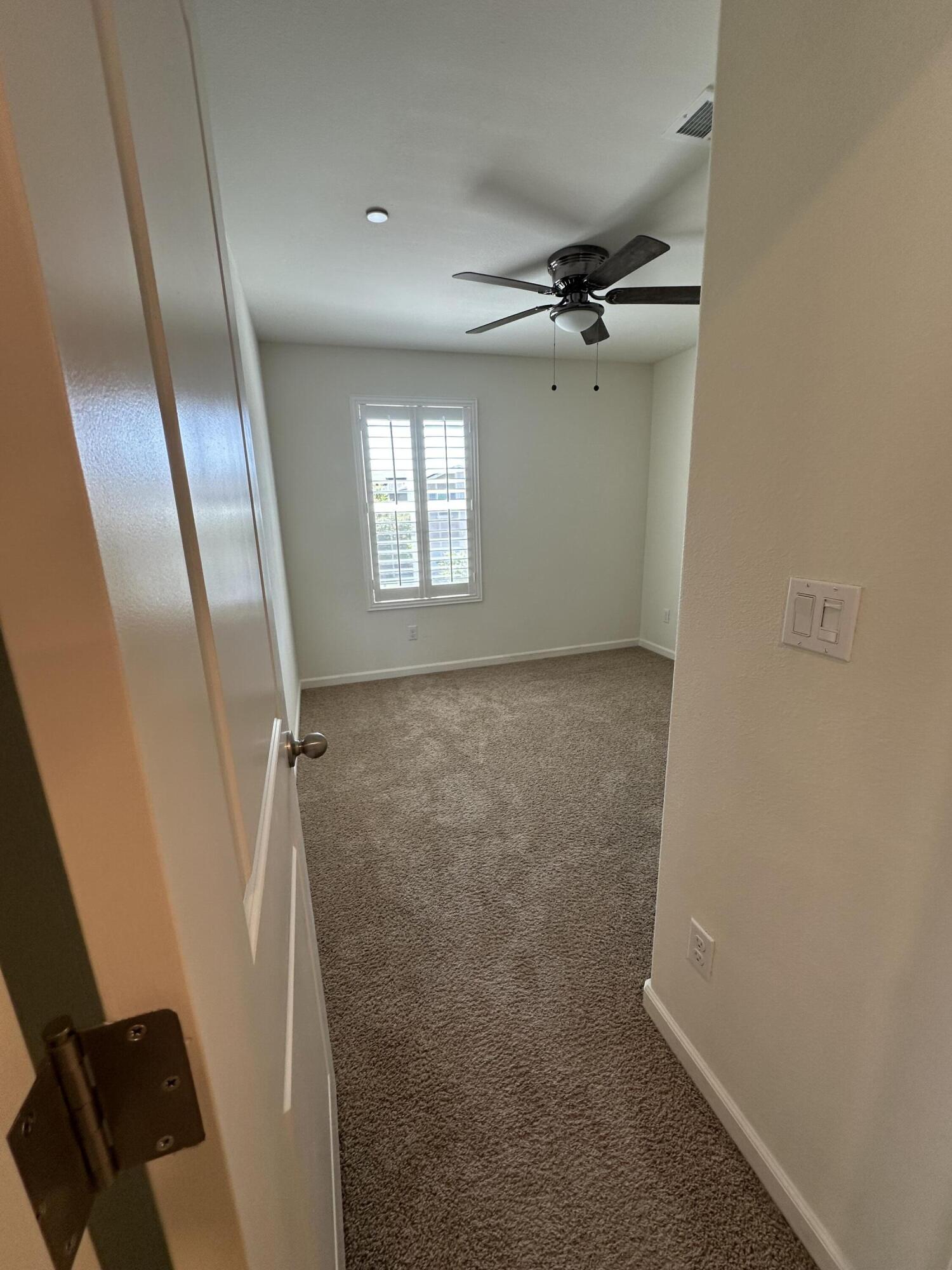 3728 E Kaweah Ave, Visalia, CA 93292