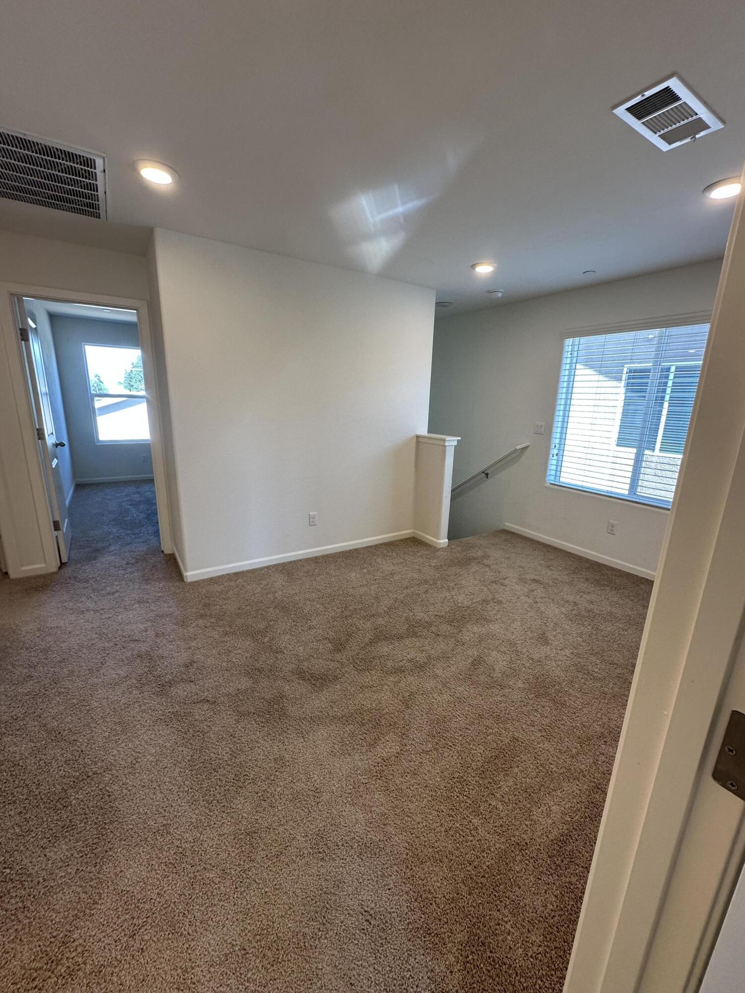 3728 E Kaweah Ave, Visalia, CA 93292