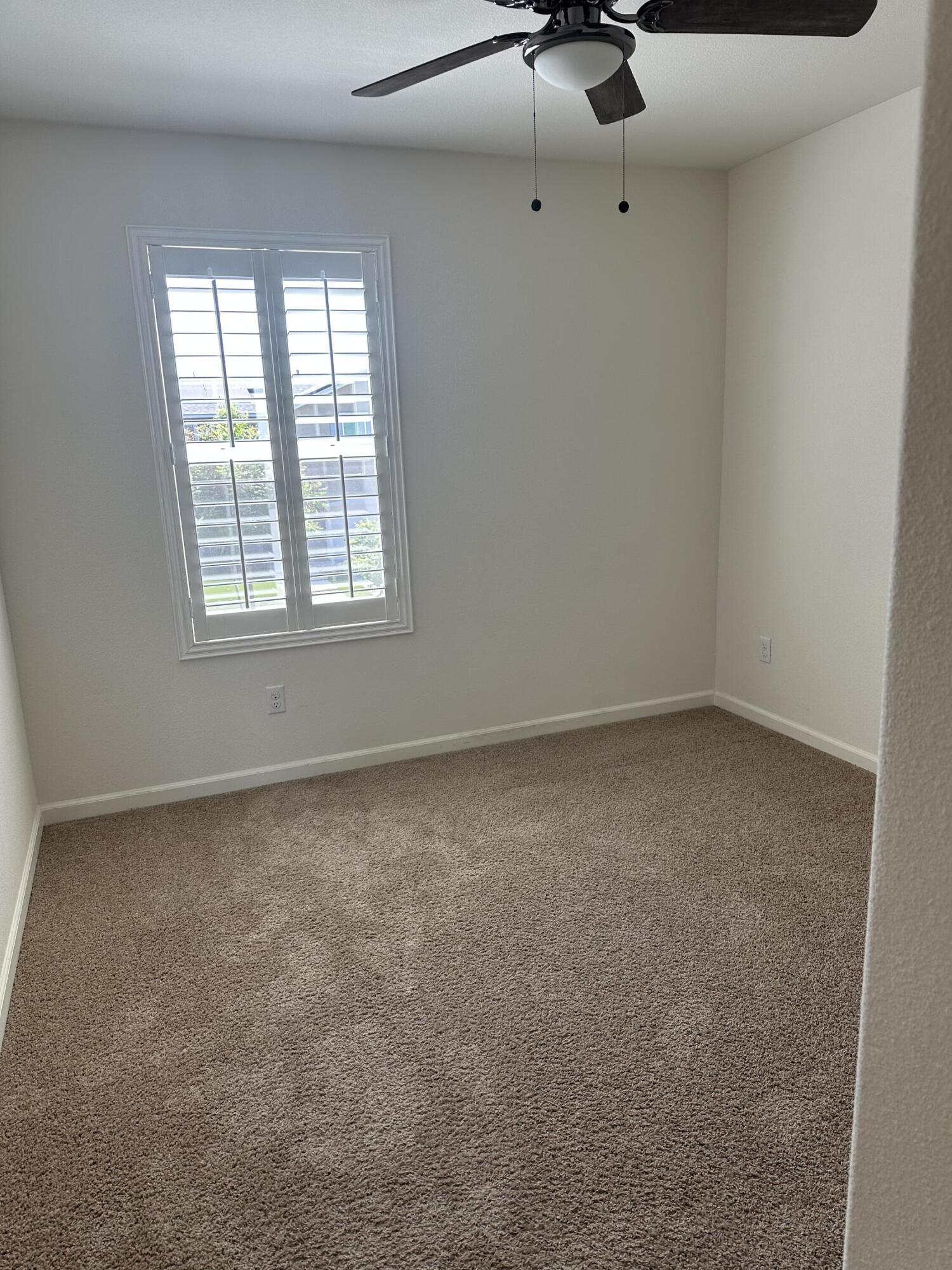 3728 E Kaweah Ave, Visalia, CA 93292