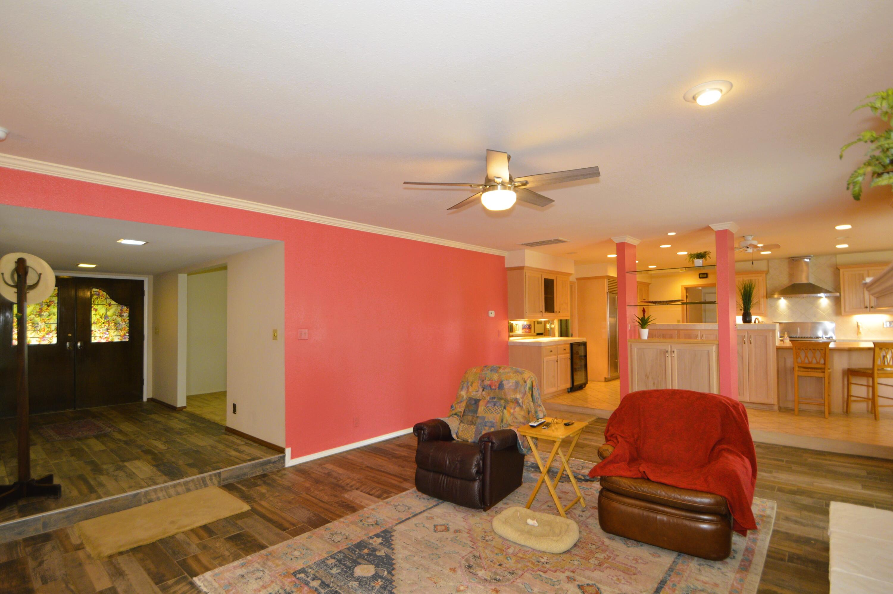 41493 Road 96, Dinuba, CA 93618