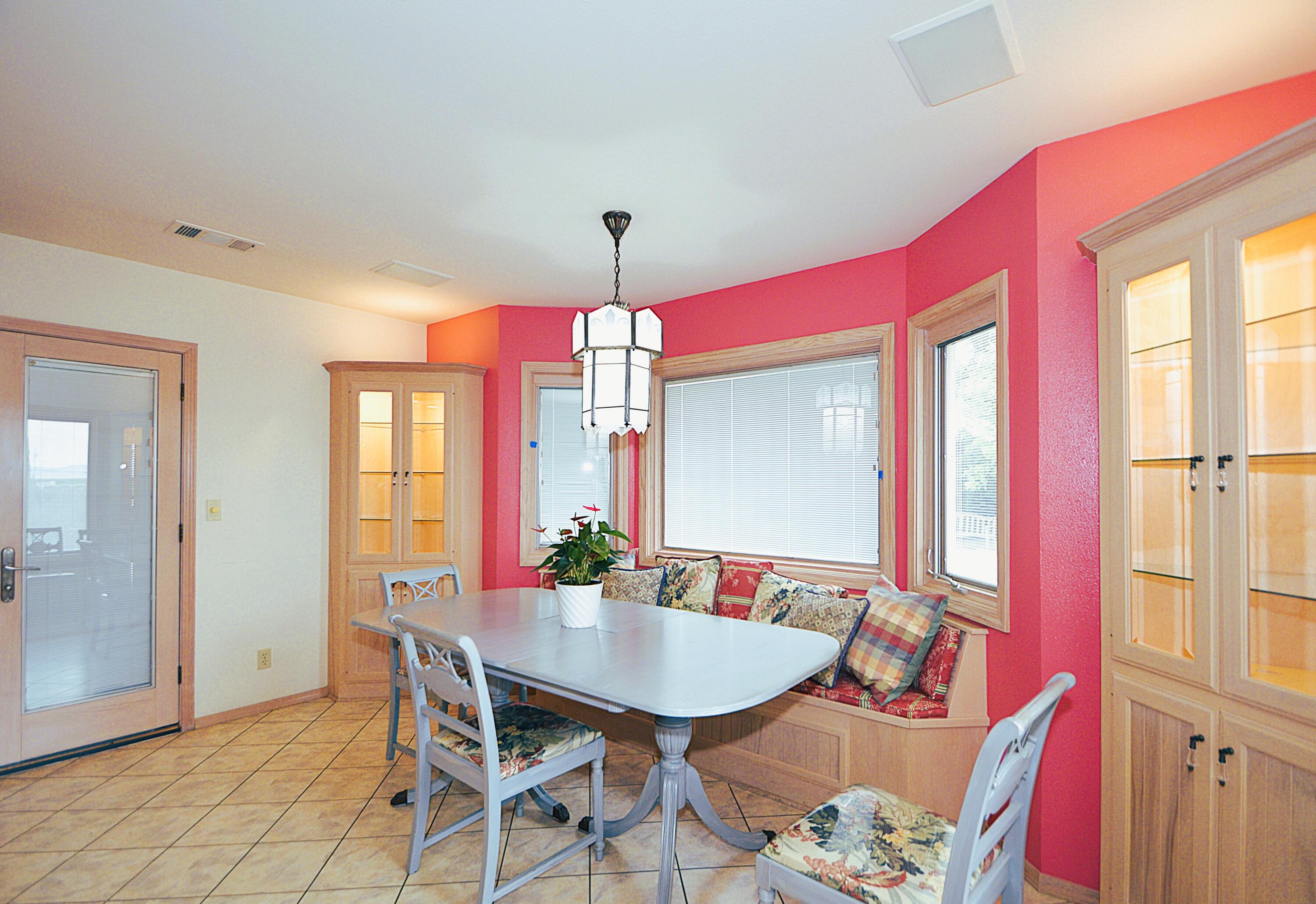 41493 Road 96, Dinuba, CA 93618