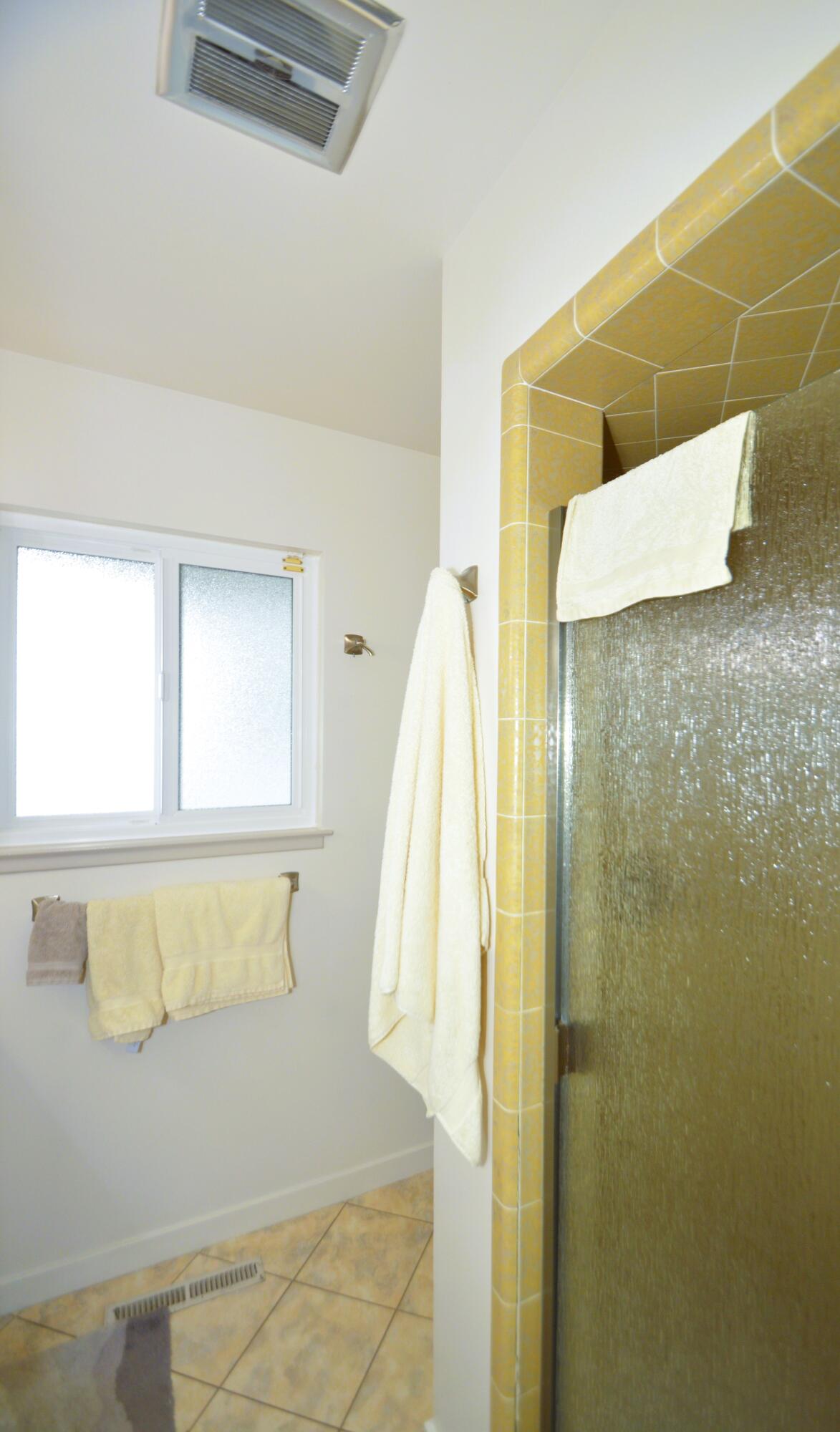 41493 Road 96, Dinuba, CA 93618