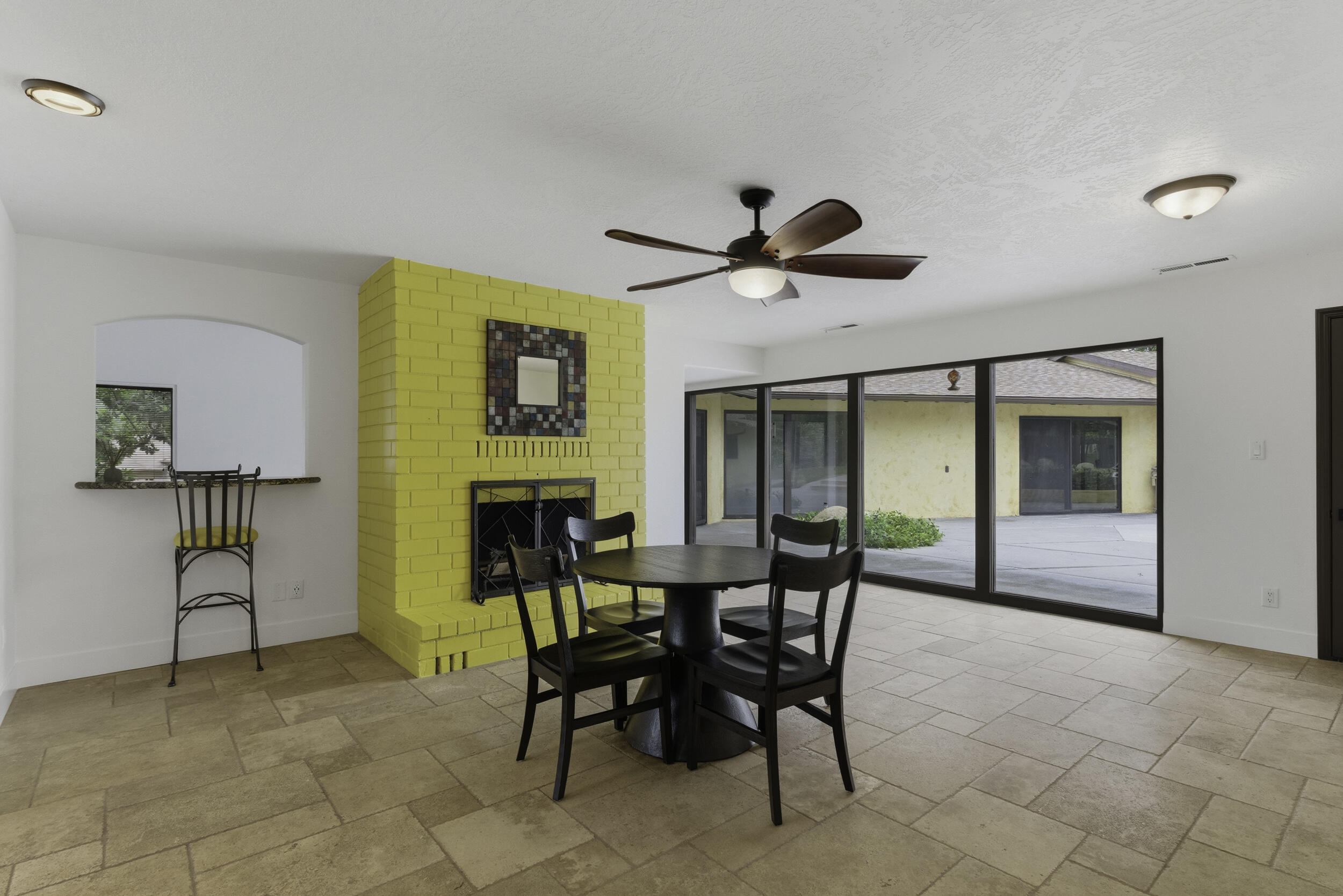 32339 Fairway Dr, Springville, CA 93265