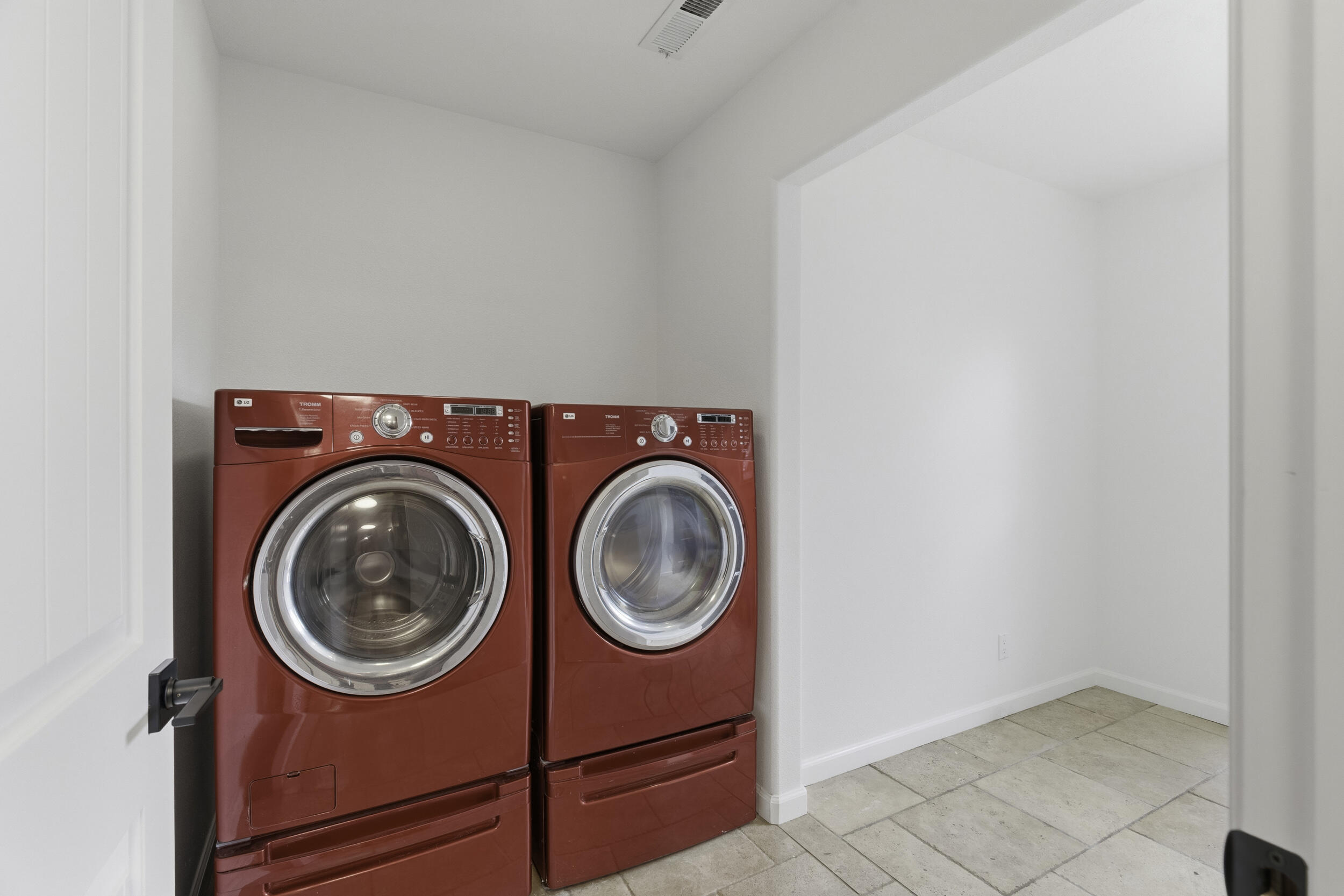 32339 Fairway Dr, Springville, CA 93265