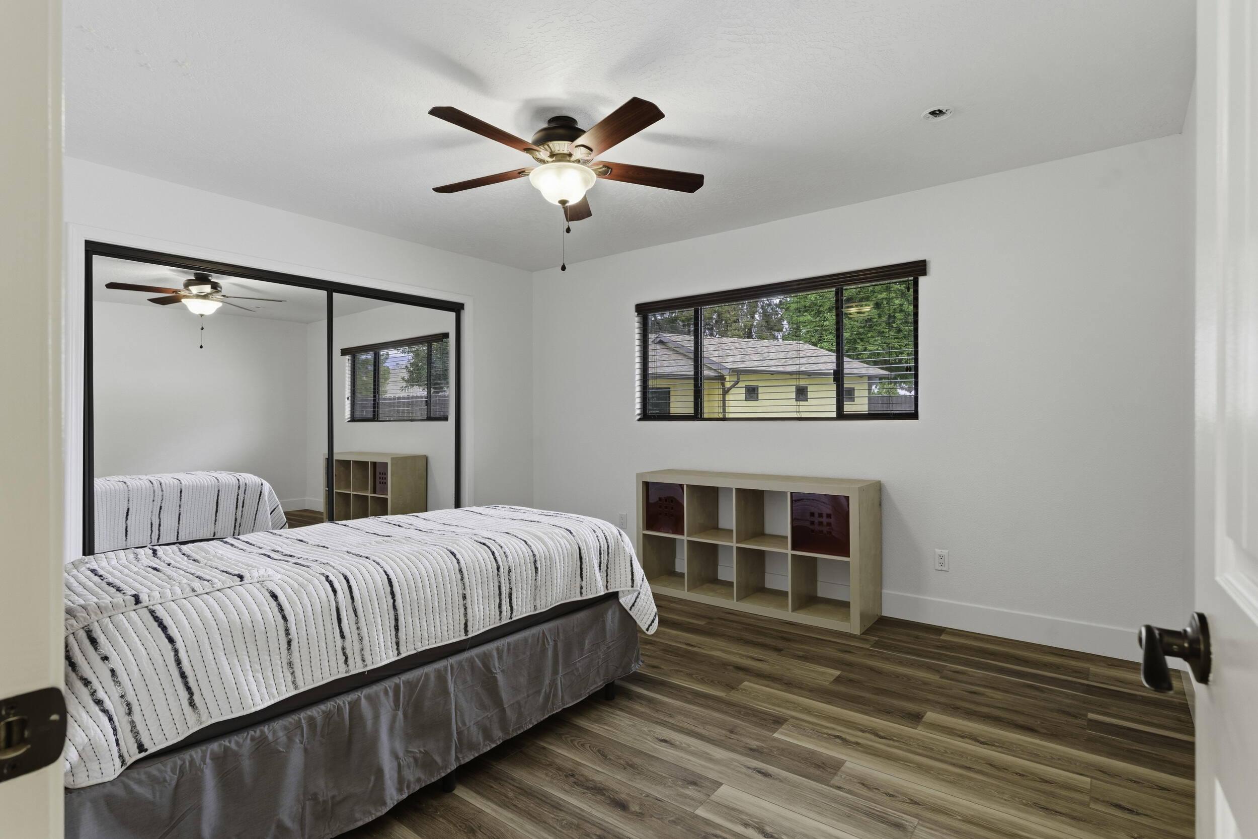 32339 Fairway Dr, Springville, CA 93265