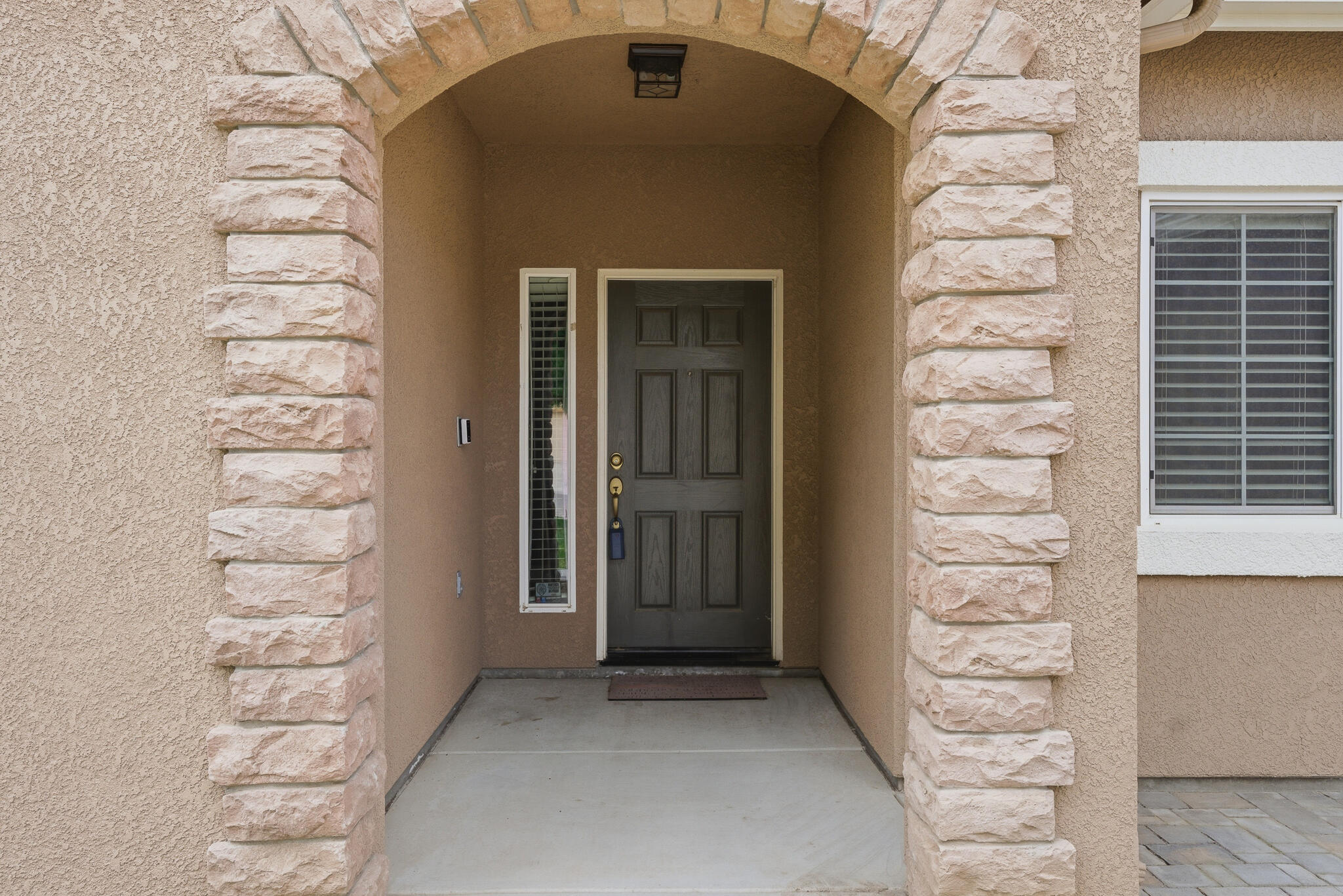 2647 W Tyler Ave, Visalia, CA 93291