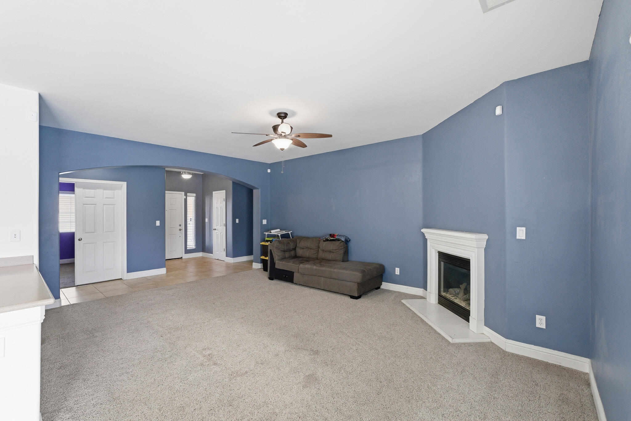 2647 W Tyler Ave, Visalia, CA 93291