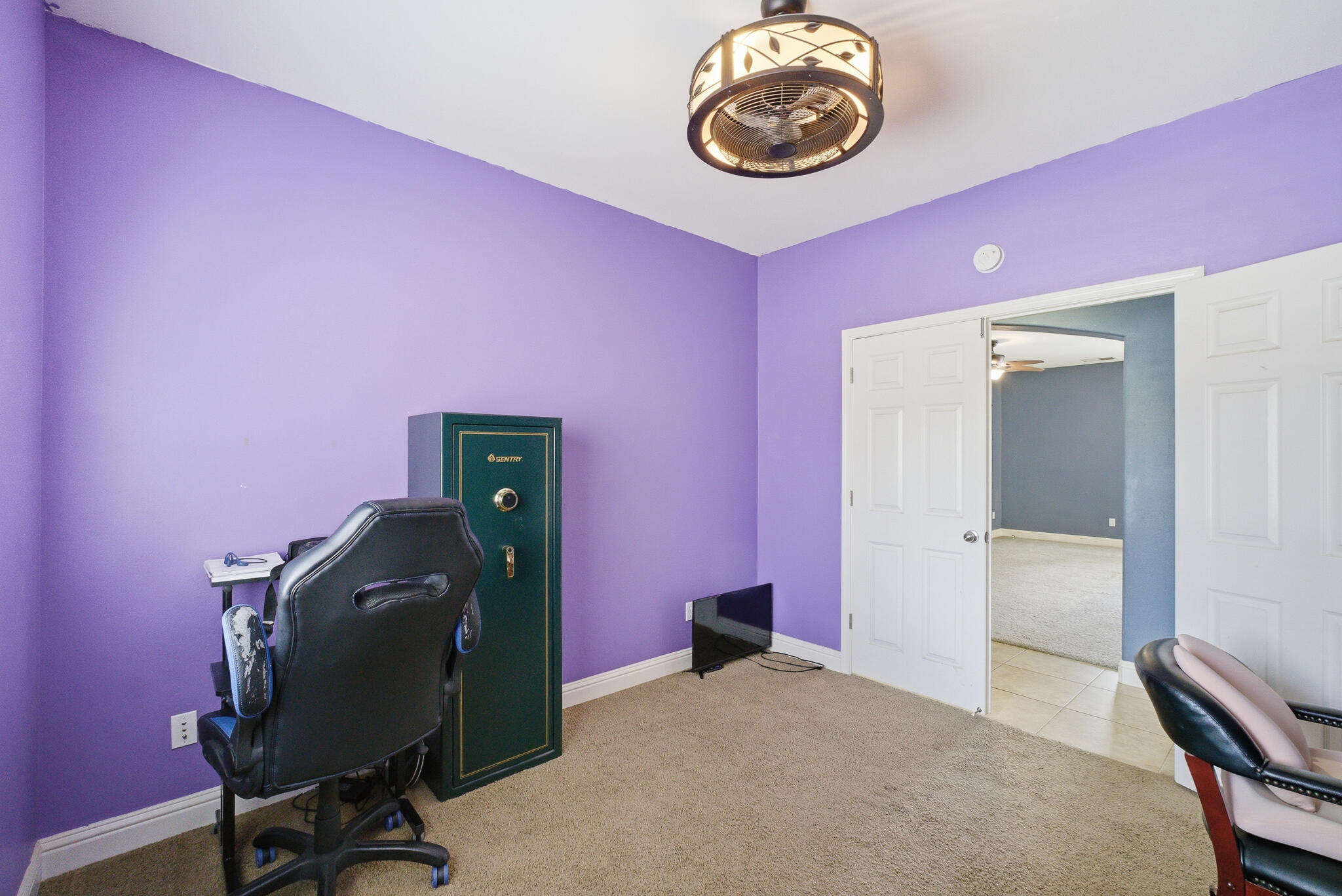 2647 W Tyler Ave, Visalia, CA 93291